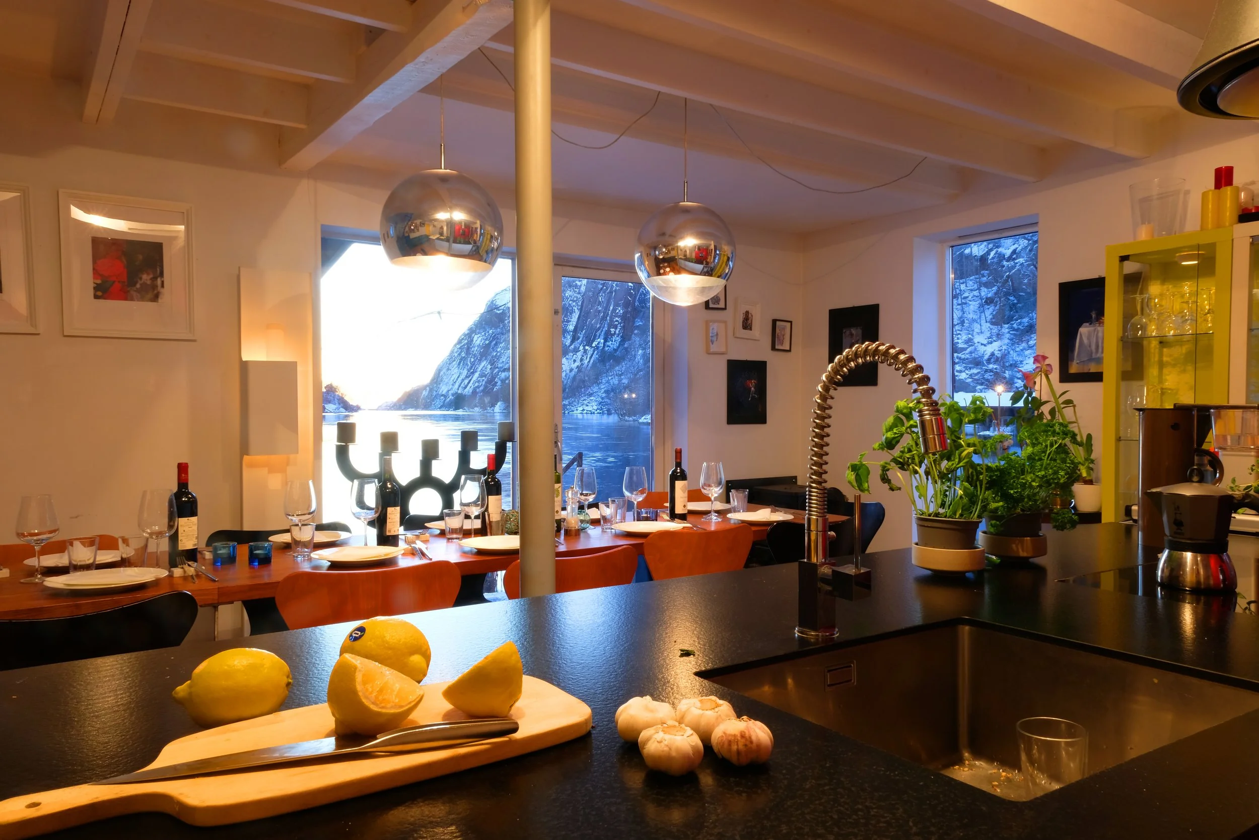 Cooking Team Building Bring your Team in the Kitchen.