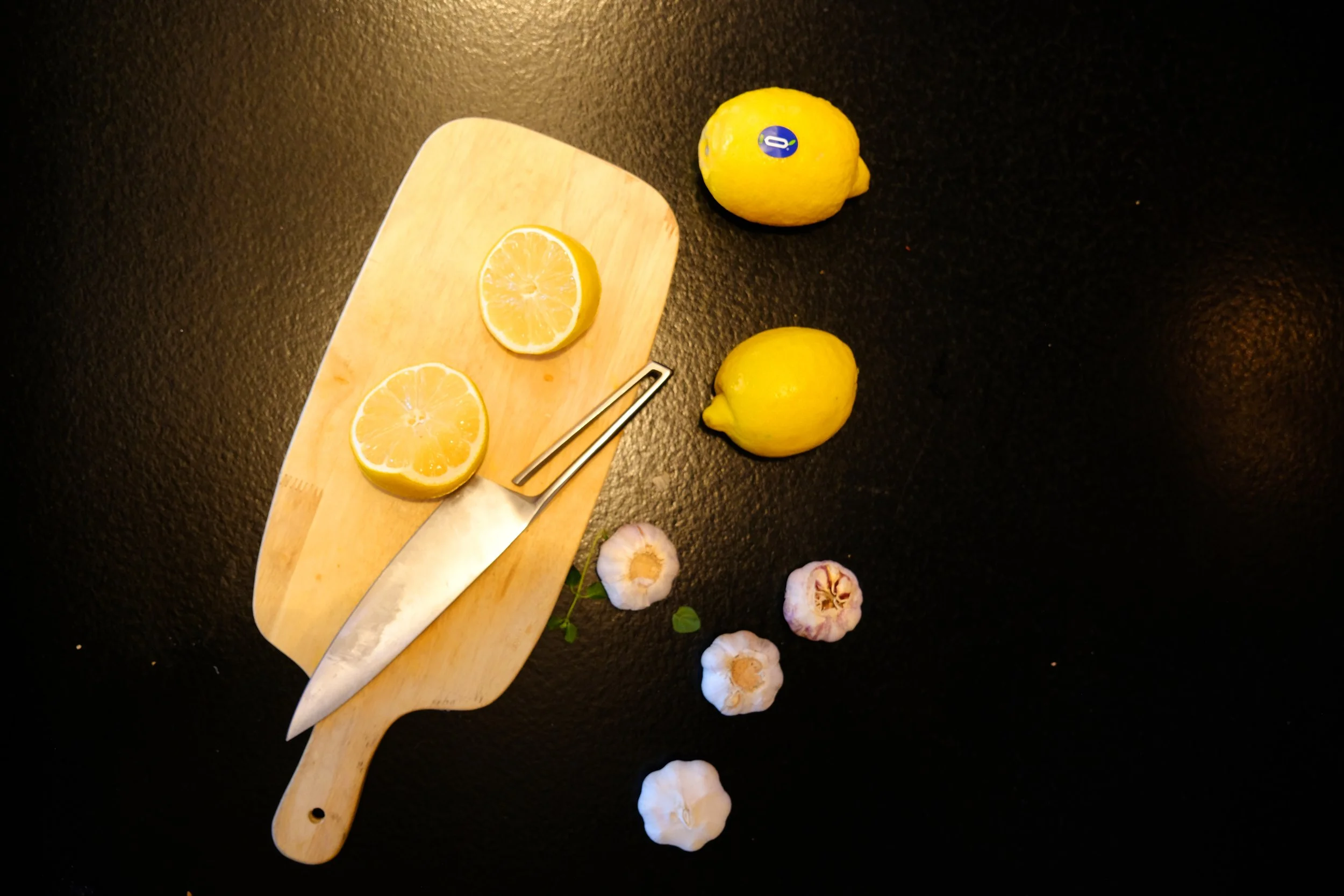 A study conducted by Frontier in Psychology shows us how cooking behavior and well-being are highly related to each other. 
