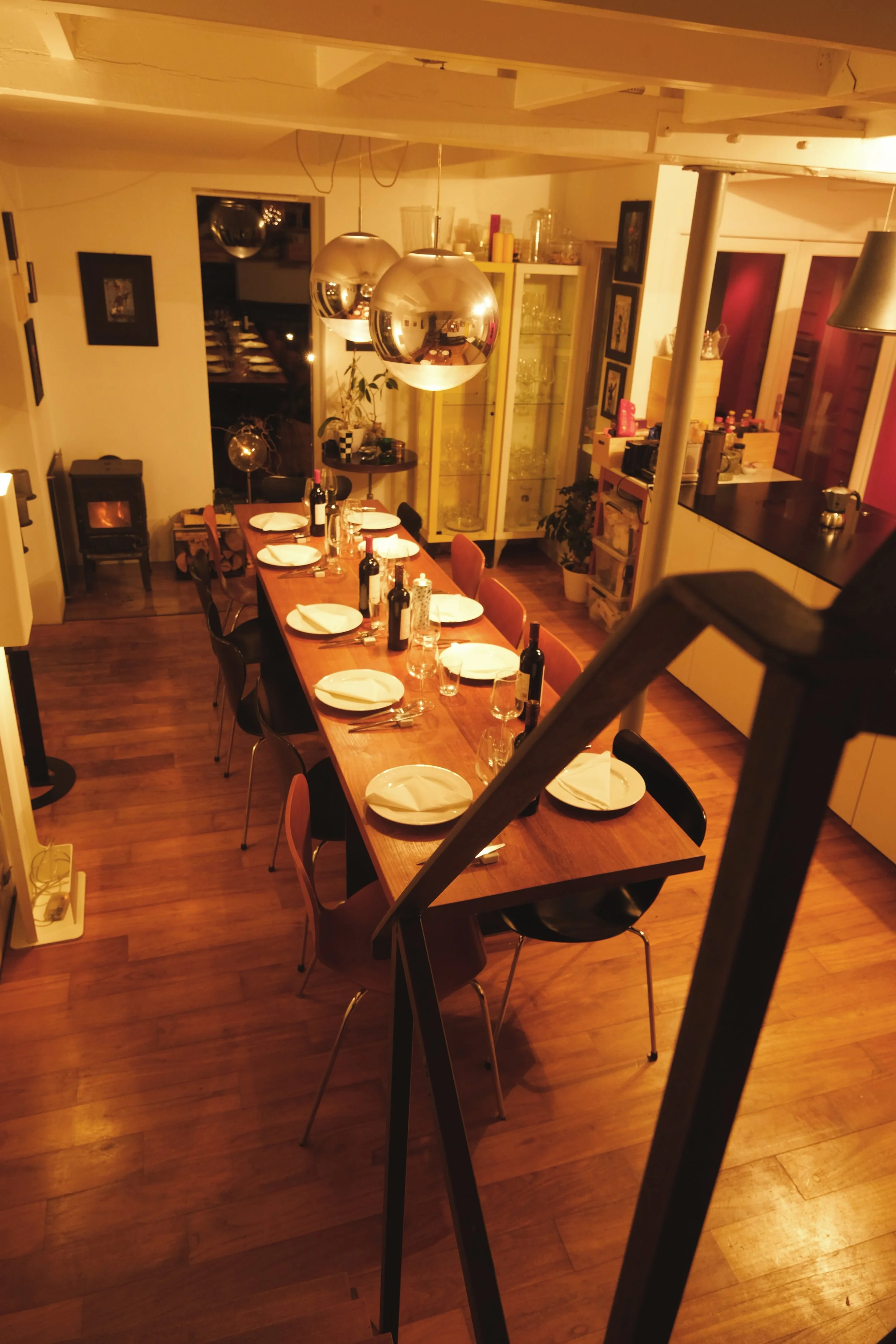 Our stay at Per’s place in Åna-Sira was lovely. The house is very eclectic, mix of old & new, with lots of art, plants, vintage furniture & decor.  Laurel 24.08.2024 New York, Airbnb