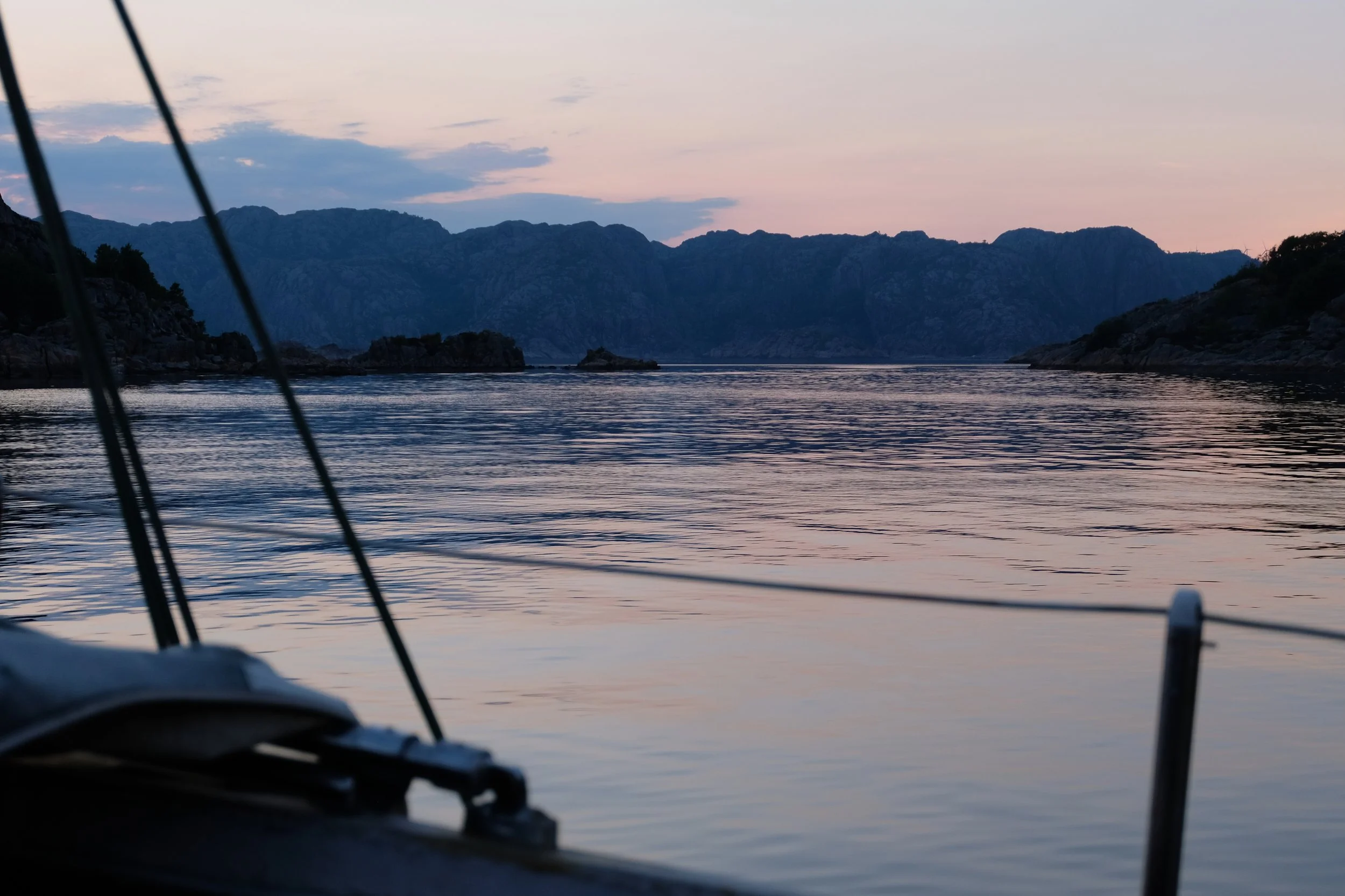 Photo shot at 23 o´clock in July. Sun almost never go down in the sea.