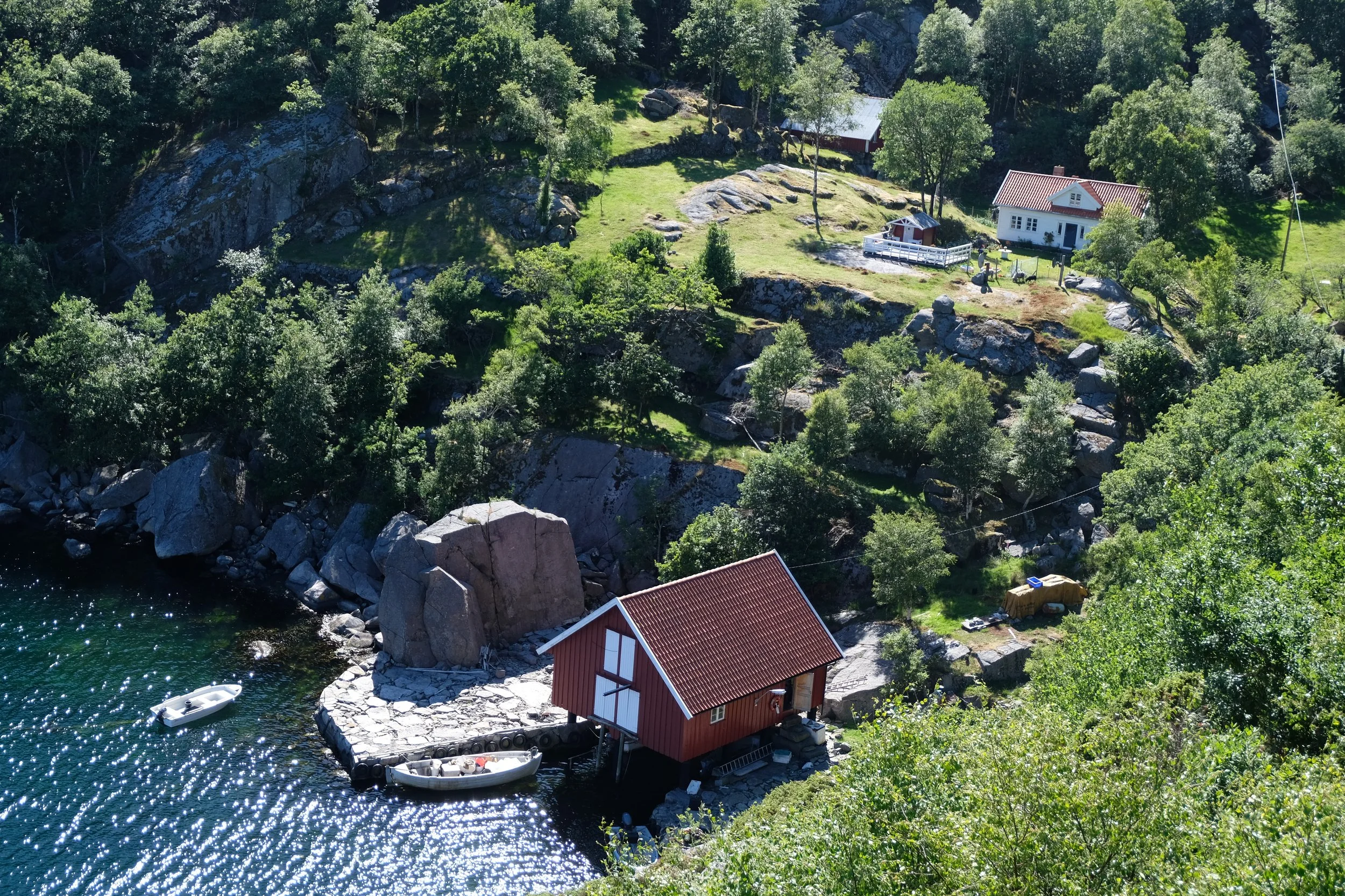 Berrefjord and Skarpenes