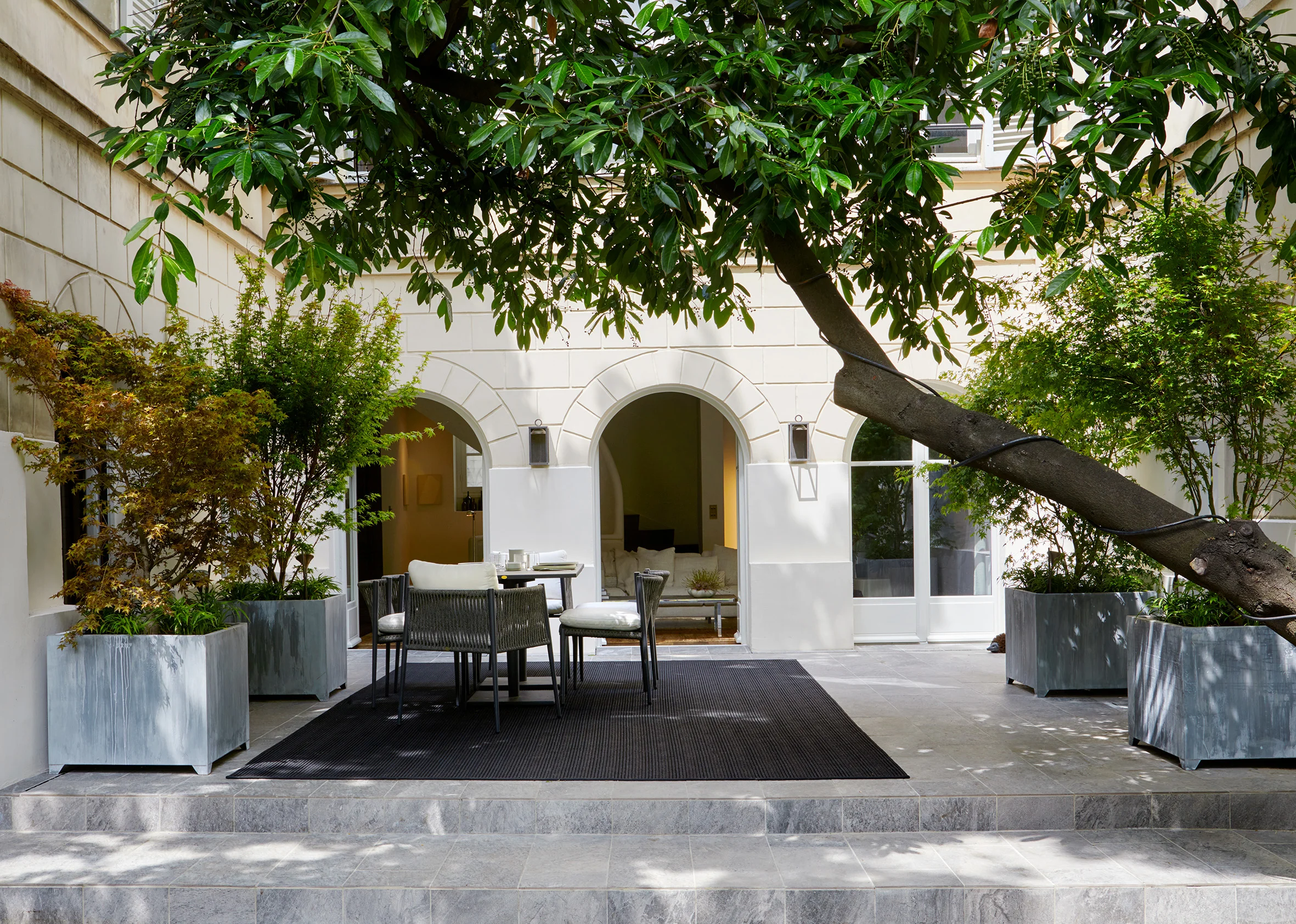 43. patio-1.jpg