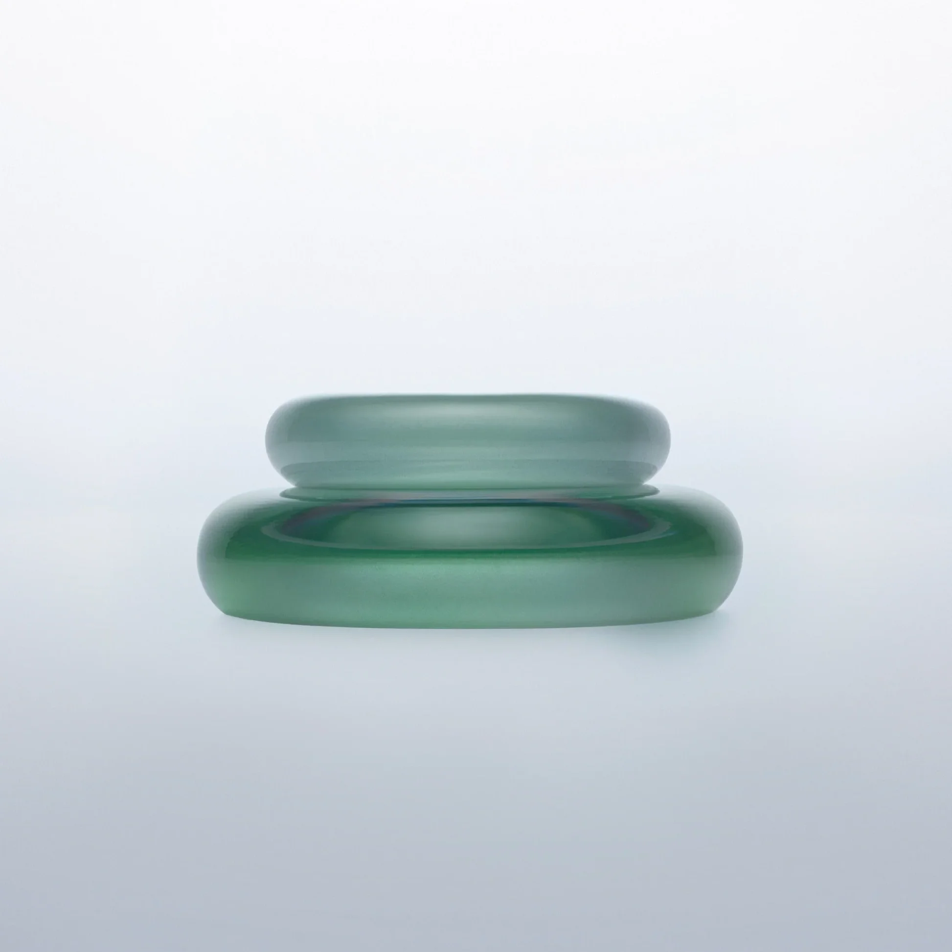 GEZEITEN-LIQUID-SKIN-DAY-VESSEL_d8f62066-fdd3-4f93-a05f-52650ba9b623 quadrat.webp