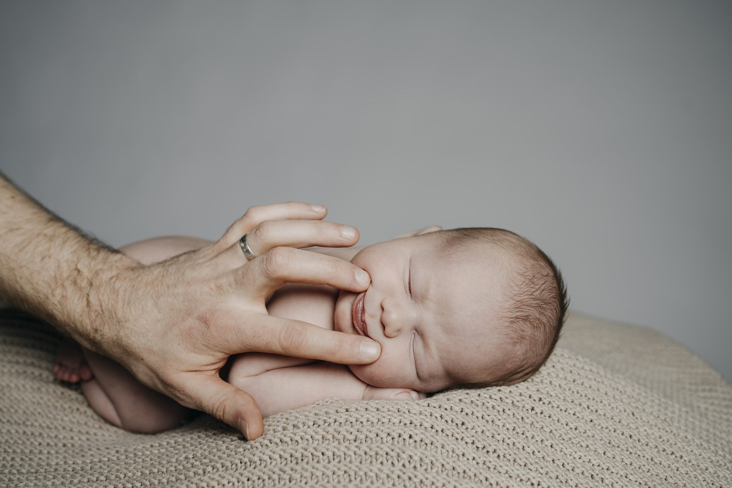 nyfødtfotografering-studio-tønsberg-fotograf.jpg