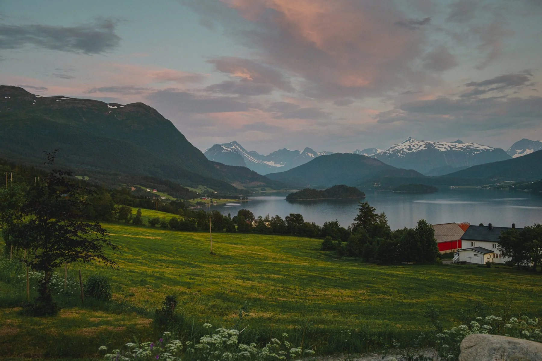 Fotograf Kristine Hellemo_wedding norway_fjellbryllup_-450.jpg