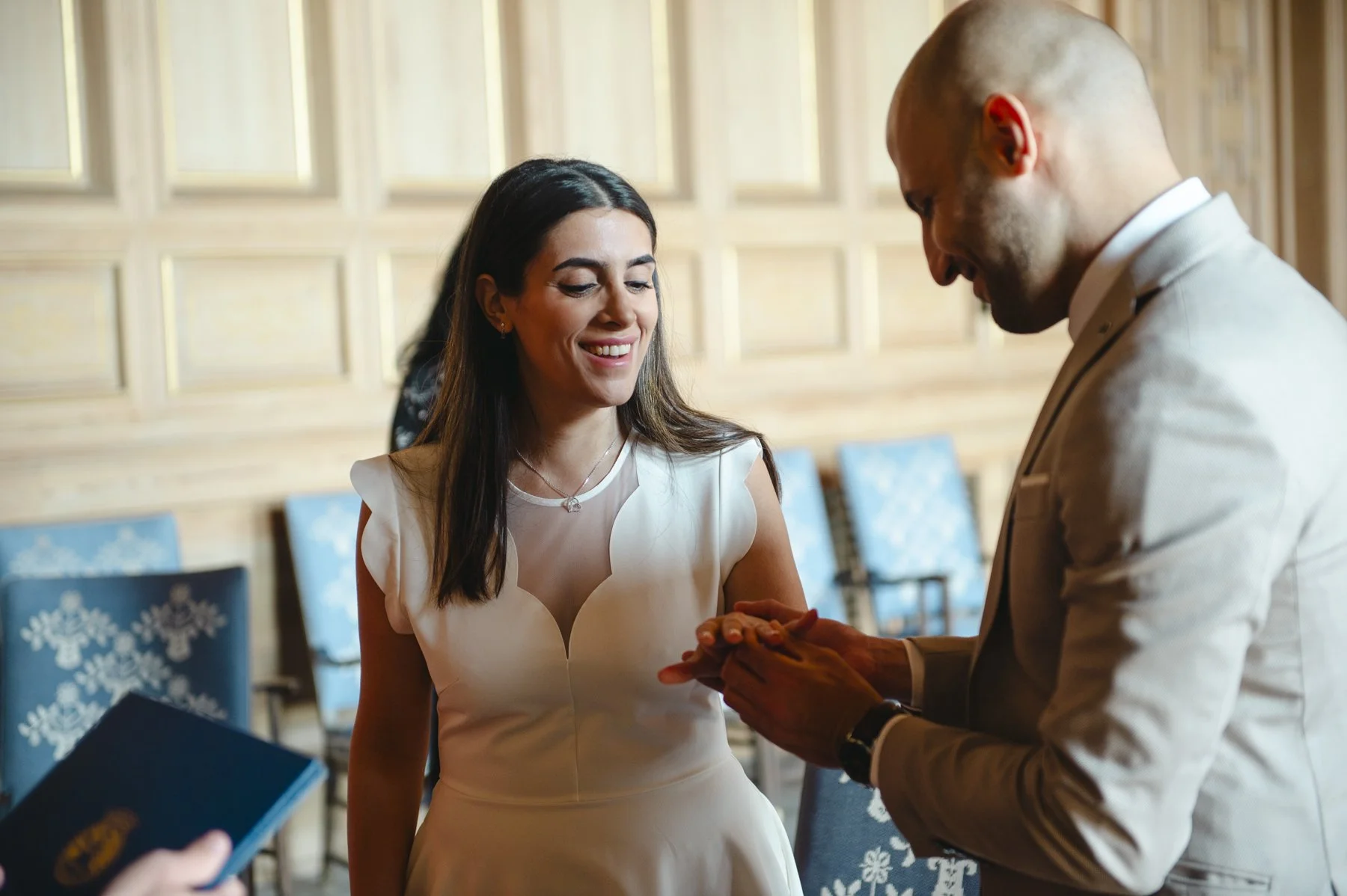 Fotograf Kristine Hellemo_ rådhus bryllup oslo -6376.jpg