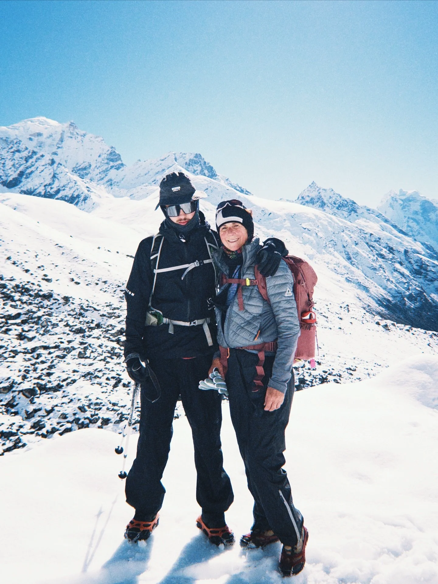 Two weeks of trekking in Nepal with my mum. Started in Lukla and hiked through Sagarmatha National Park up to Gokyo Ri (5.357 m), with a perfect view of Mount Everest. Thanks to @joshisandeep46, @benjiro_francis &amp; the whole crew for this special 