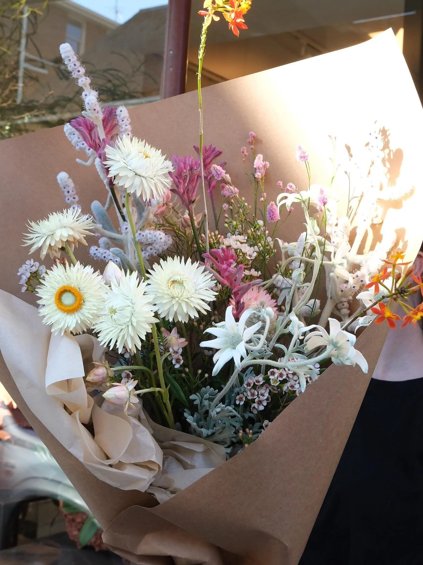 Open until 2 pm today💝

#besspaddington 
#williamstreetpaddington 
#paddingtonsydney 
#flowers