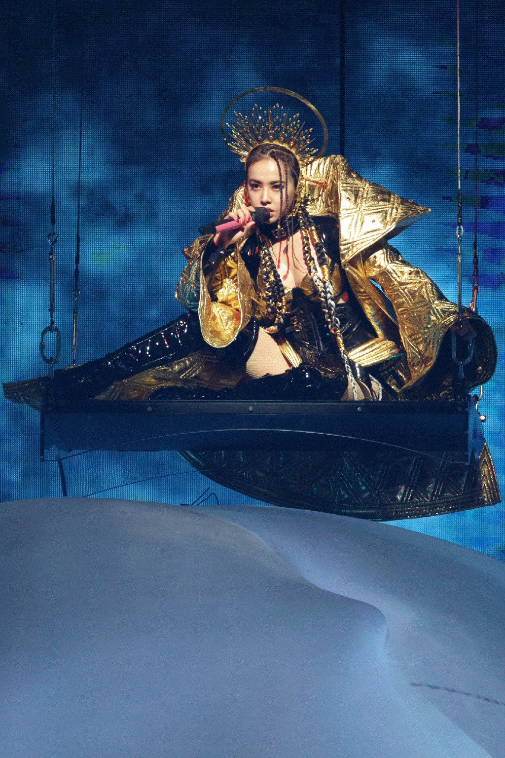 Jolin_tsai_Heather_Picchiottino_Act_9.jpg