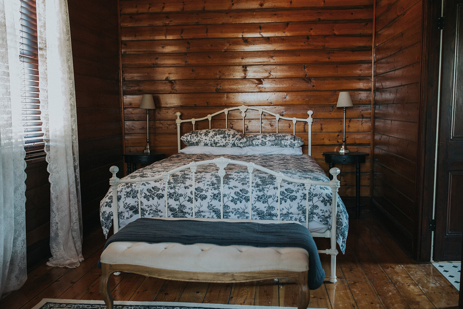 — Dubuque Bed & Breakfast