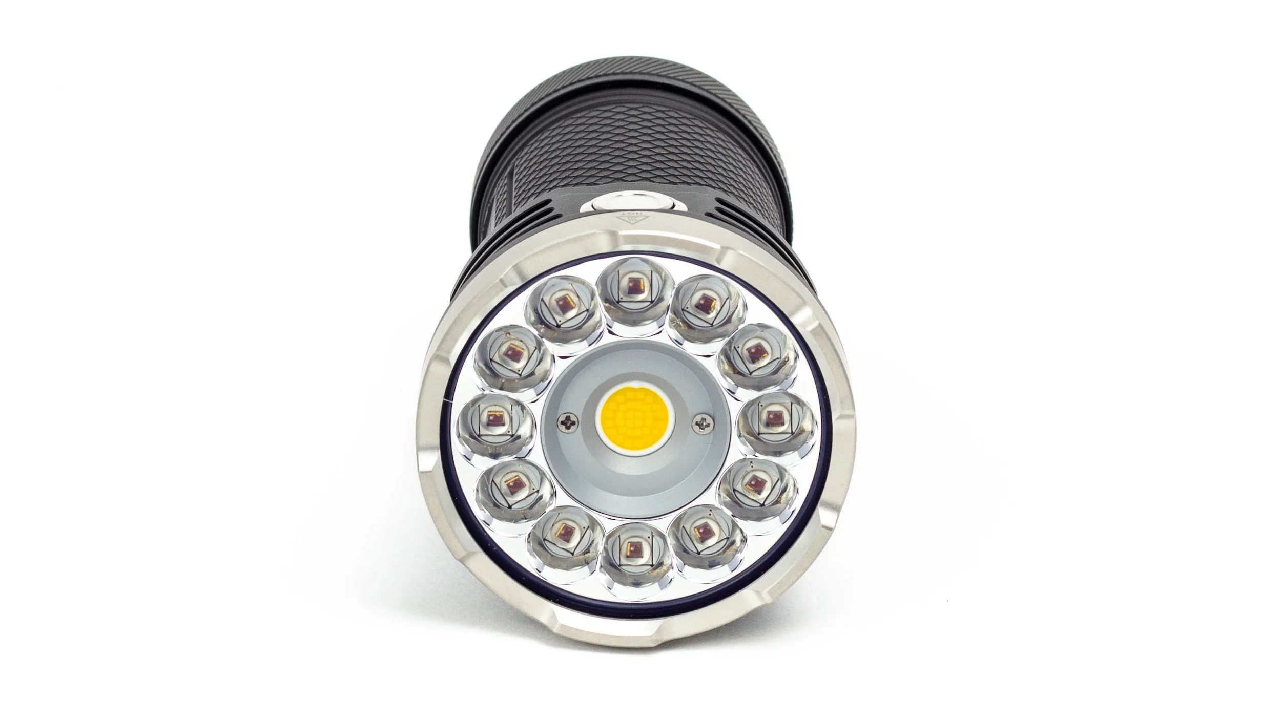 Lames et Lumens Lampe Acebeam X80CRI-1.jpg
