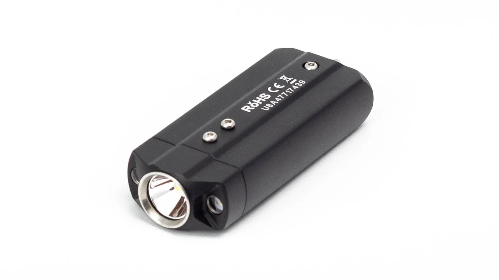Lames et Lumens Lampe Acebeam UC15-3.jpg