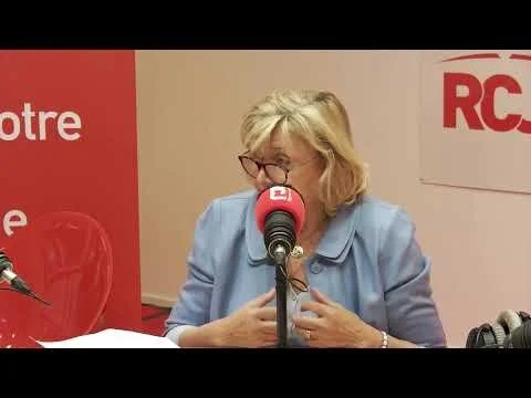 Lire la Politique, invitée de Luce Perrot, Ariane Chemin sur RCJ (Copy)