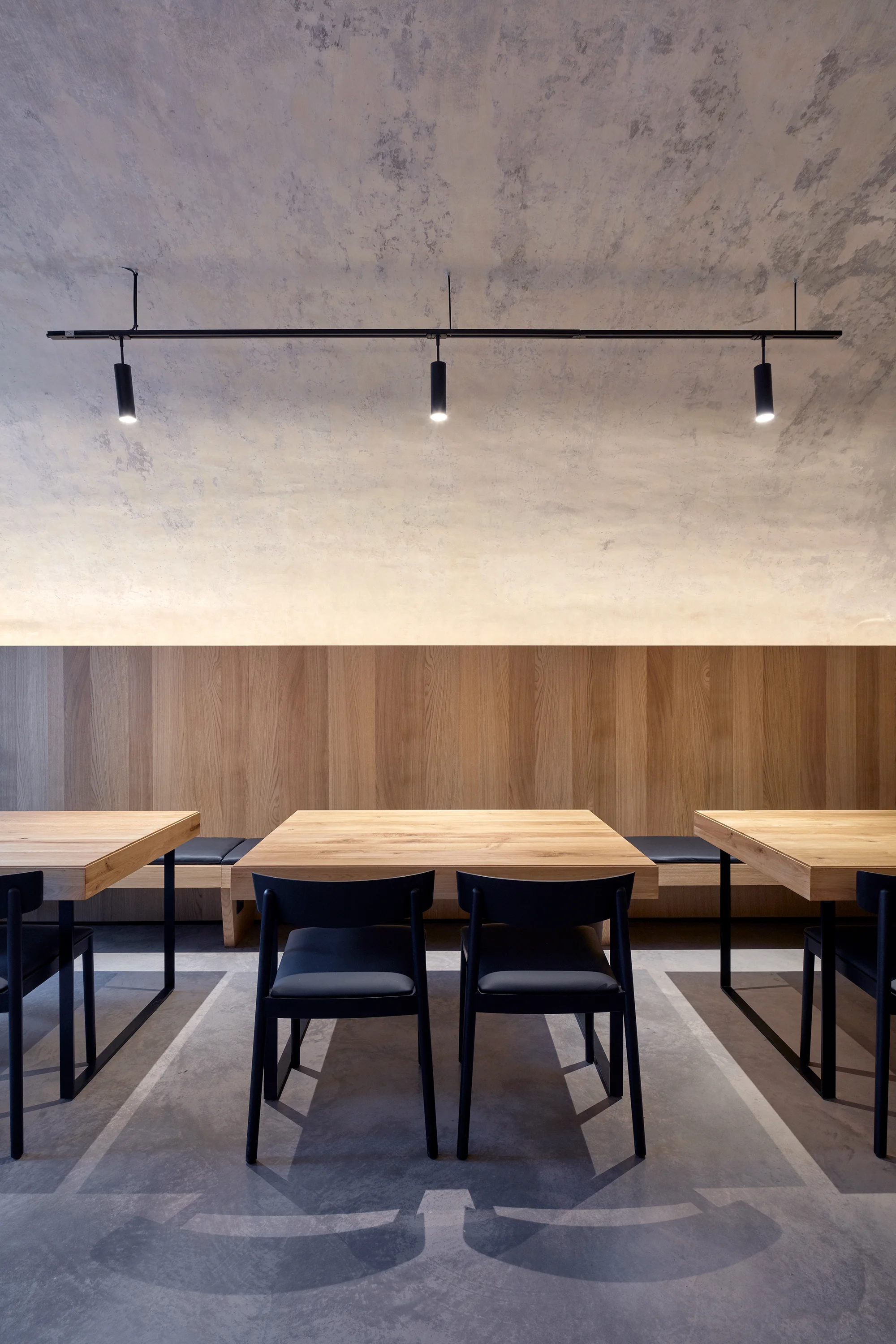 Vallo_Sadovsky_Architects_Nadvorie_BoysPlayNice_34.jpg