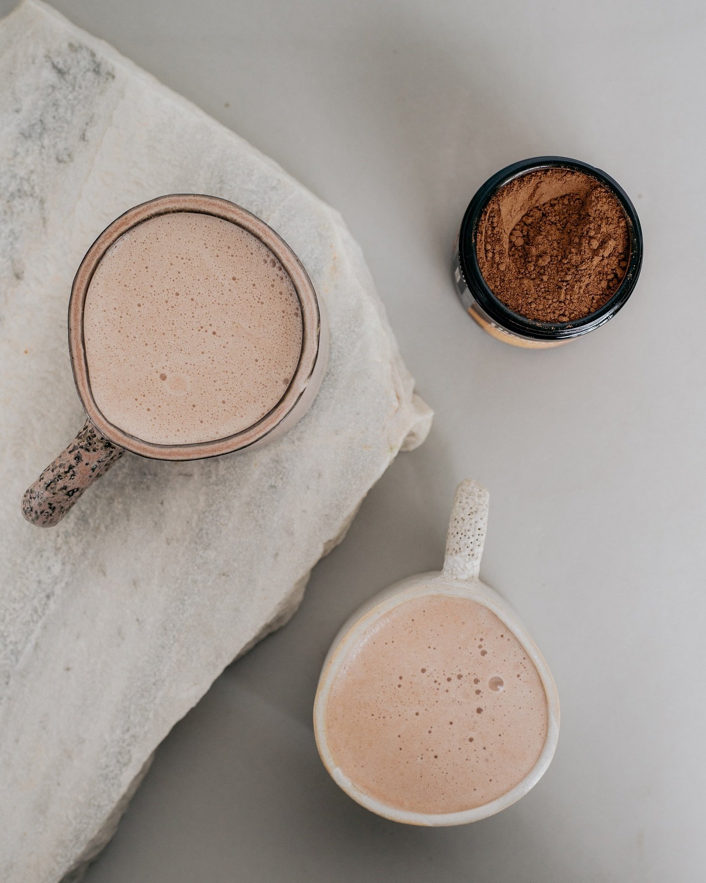Elevate your everyday with our adaptogenic blend The Immortal with reishi, chaga, lion&rsquo;s mane, cordiceps, raw cacao and cinnamon in silky nut milk. A formula for healthy longevity stemming from the powerful healing world of medicial mushrooms. 