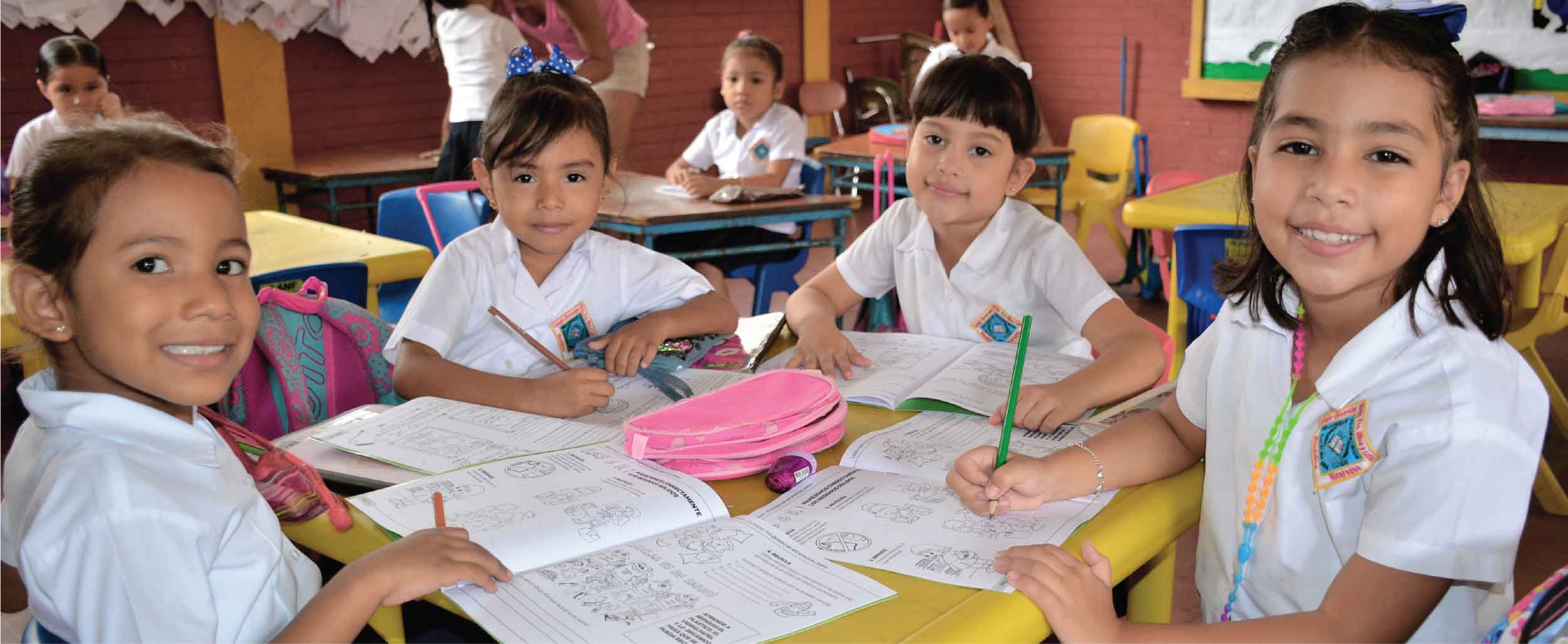 niñas-estudiando-banner.jpg