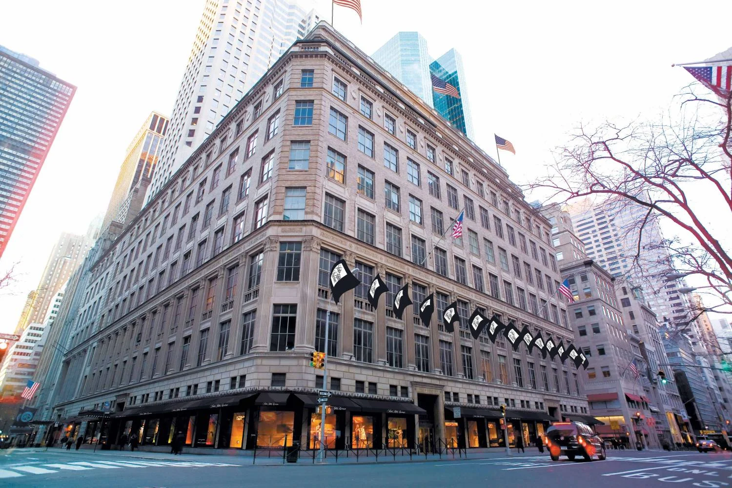 Saks Fifth Avenue, NYC