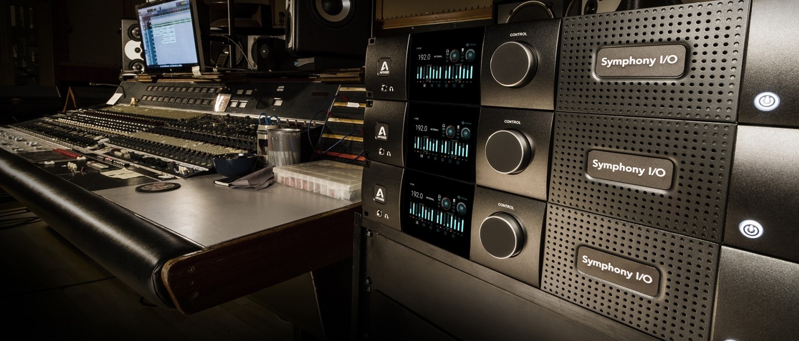 SYMPHONY-IO-MkII-Pro-Studio-Desk-19201-w1600.jpg