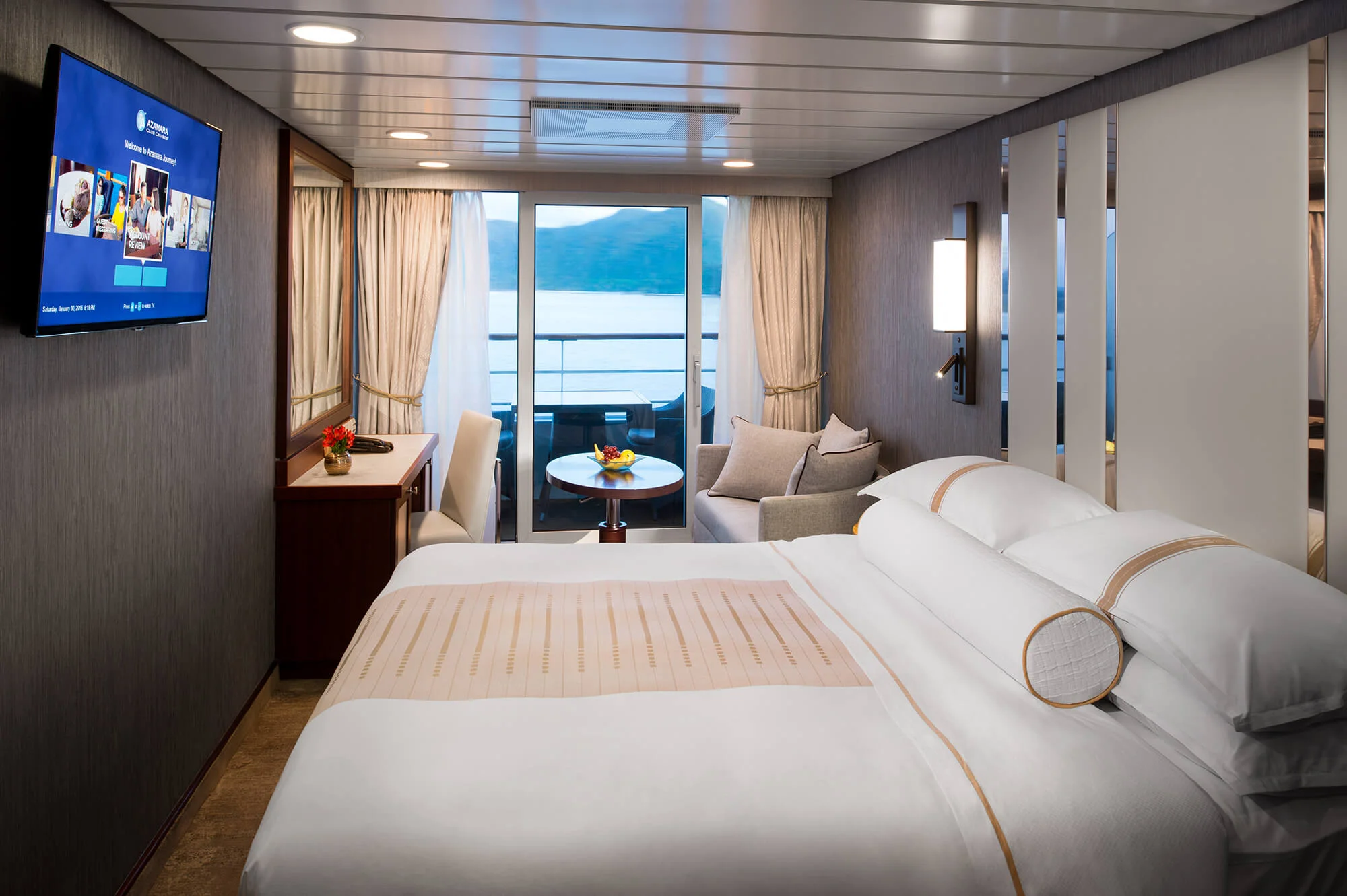 club_veranda_bedroom.jpg