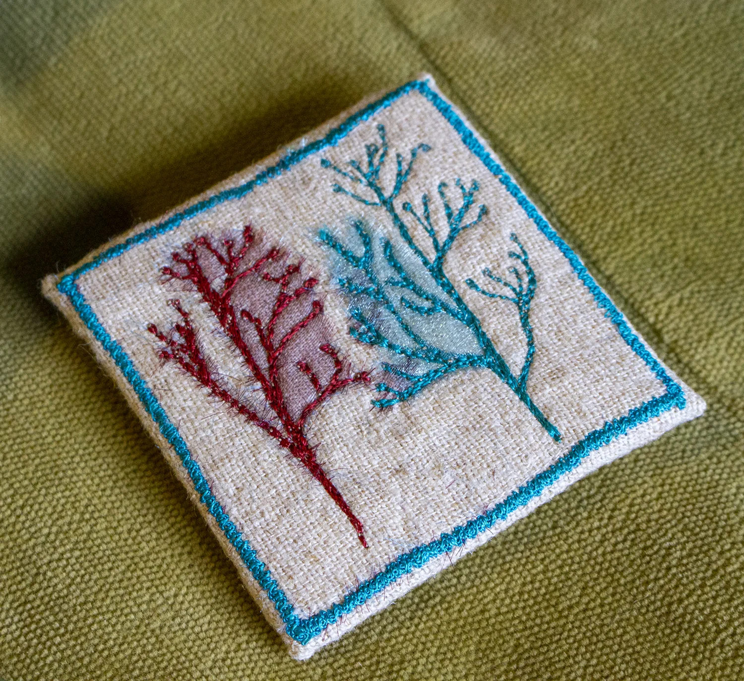 Art brooch twin seed heads closeup.jpg