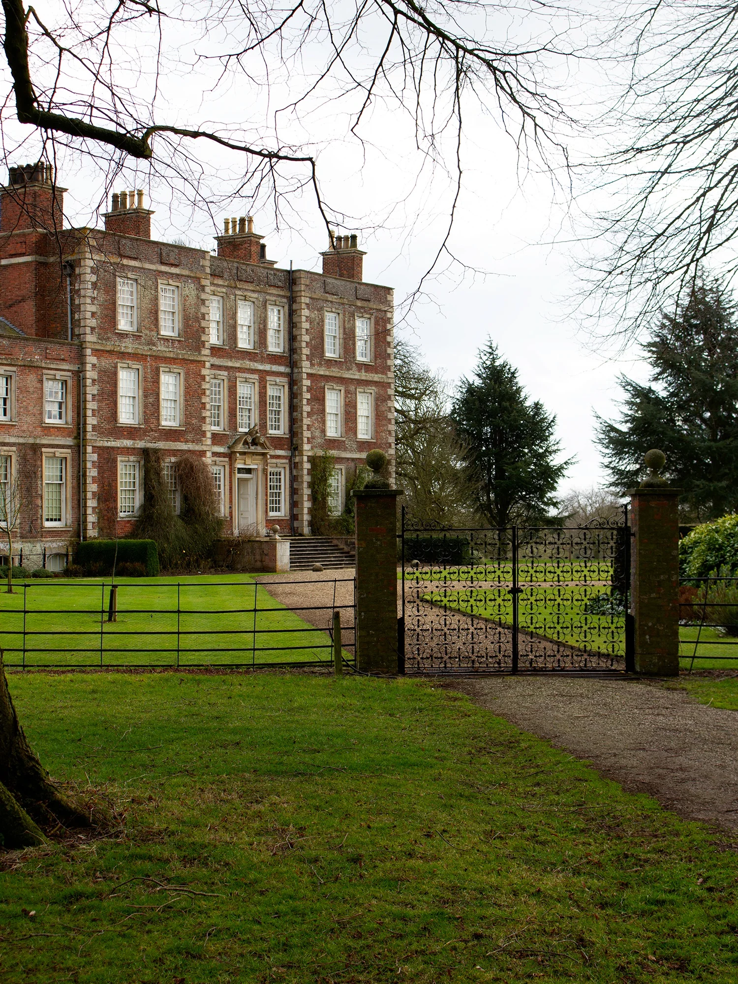 Gunby+Hall+Gates.jpg