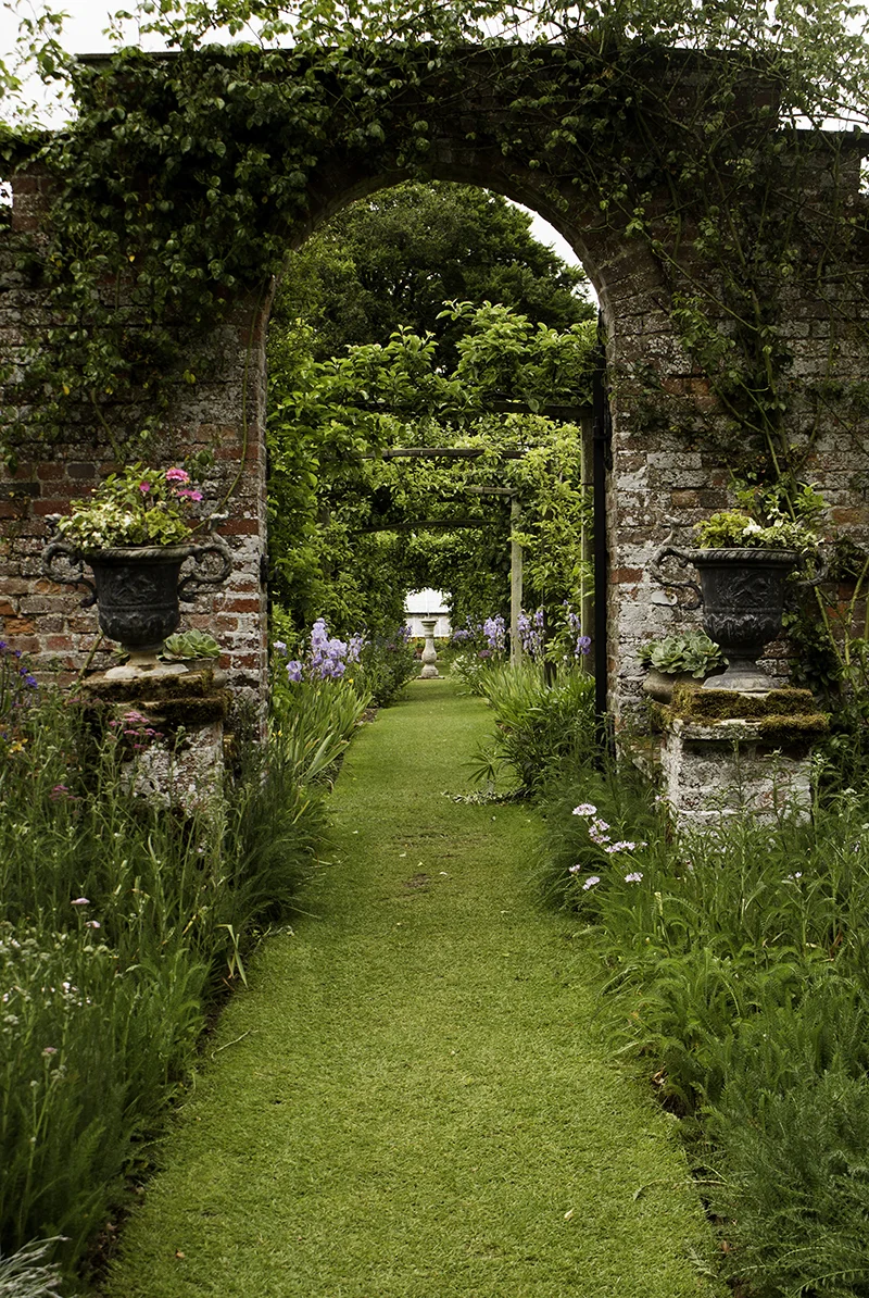 Gunby Urns.jpg