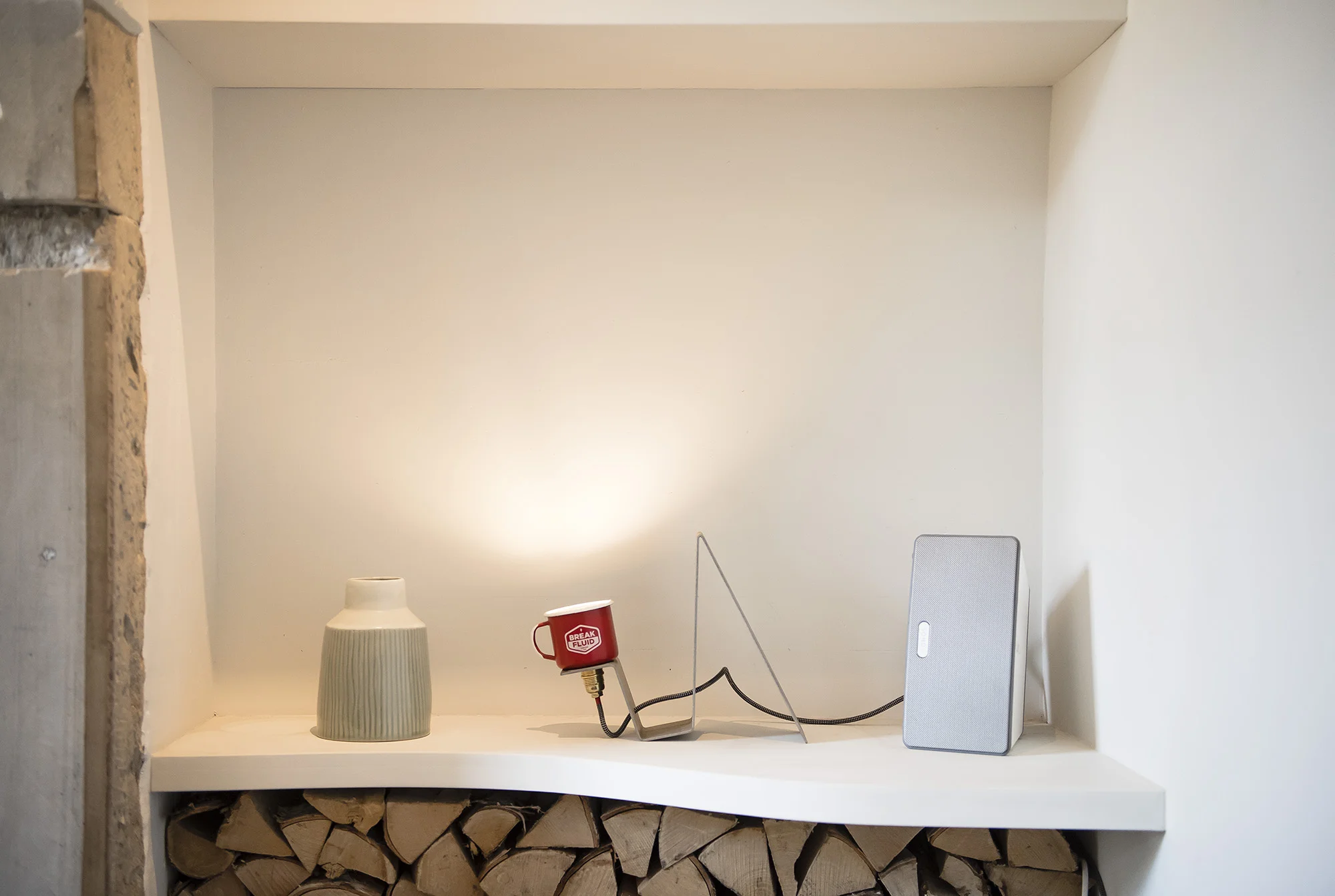 Ilkley_Furniture_Fitters_WharfeandMoor_Ilkley_SN_WharfeAndMoor_FloatingShelf_10.jpg