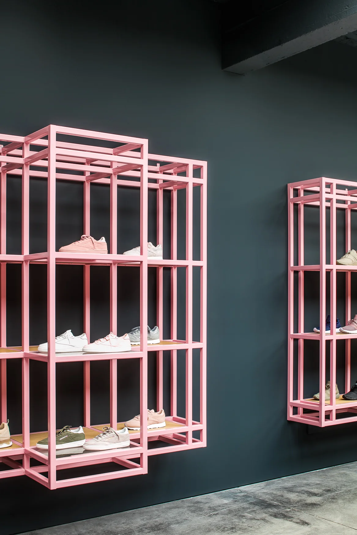 8. barde+vanvoltt_sneaker-district-antwerpen-photo-cafeine-be.jpg