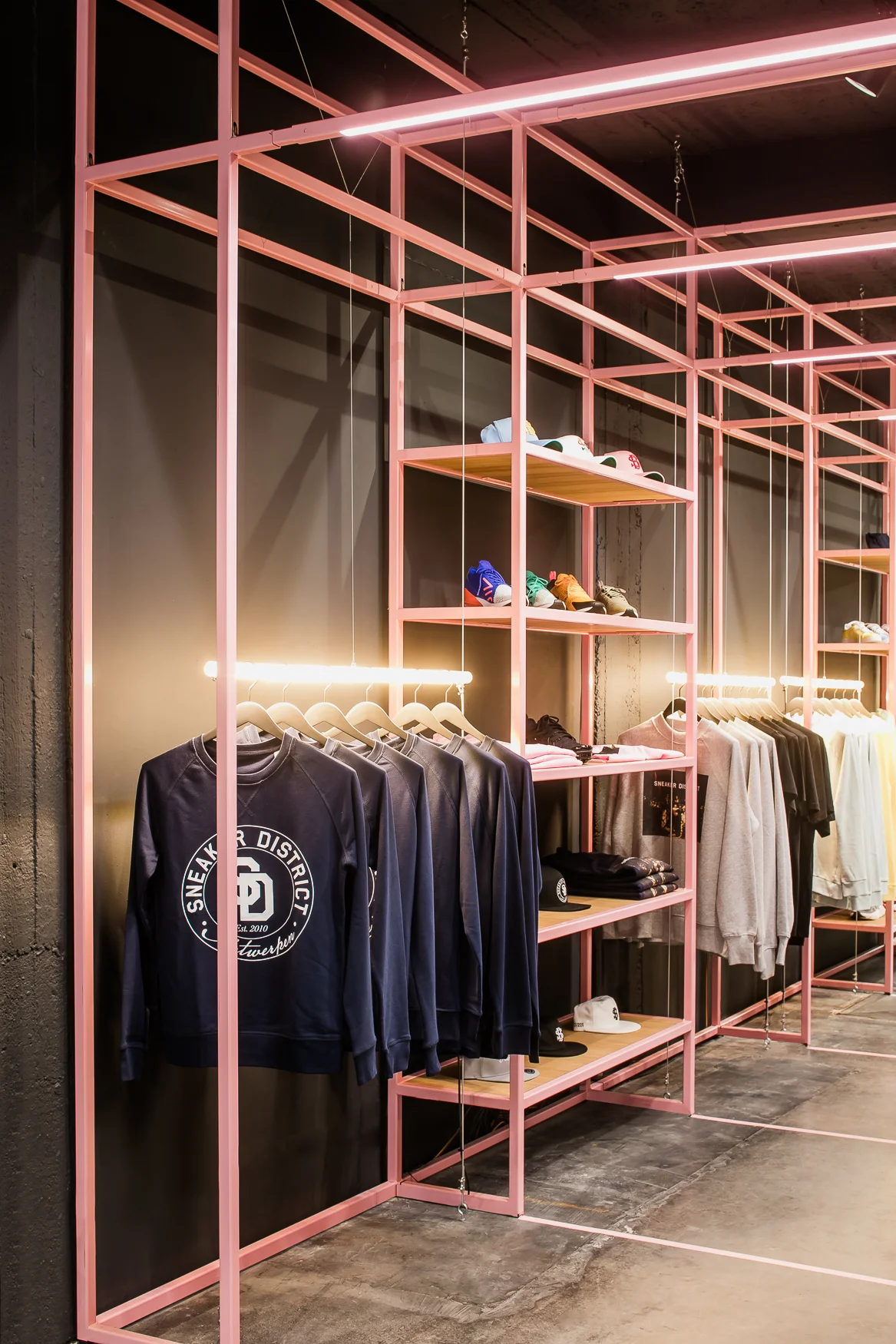 5. barde+vanvoltt_sneaker-district-antwerpen-photo-cafeine-be.jpg