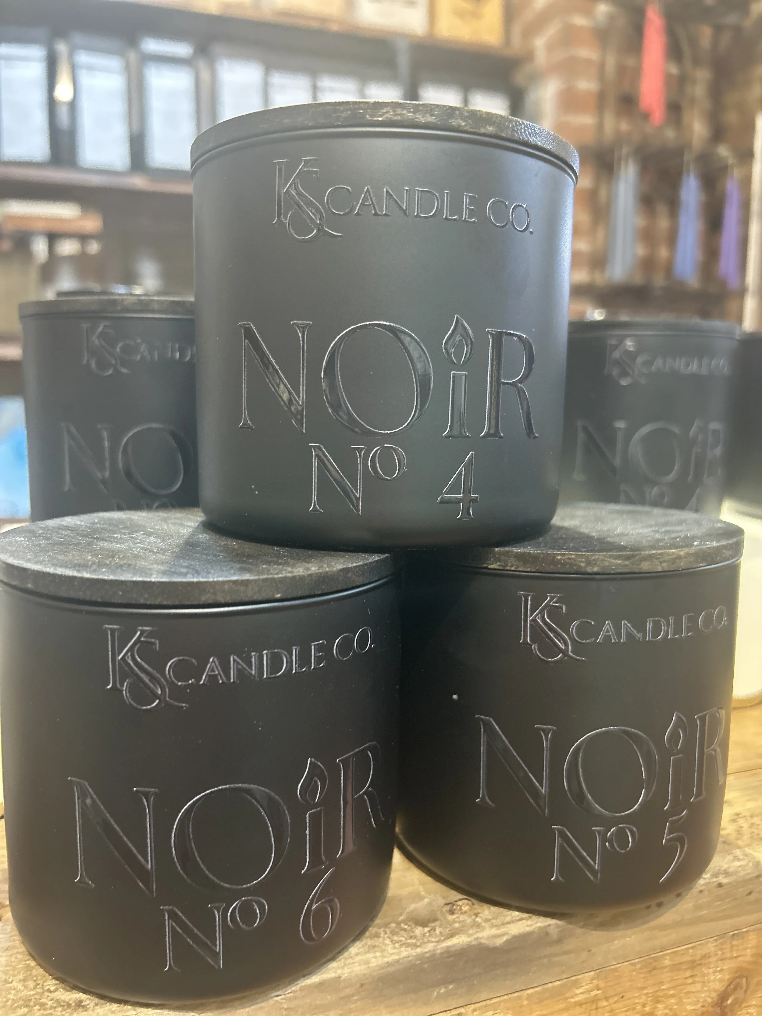 Noir.jpg