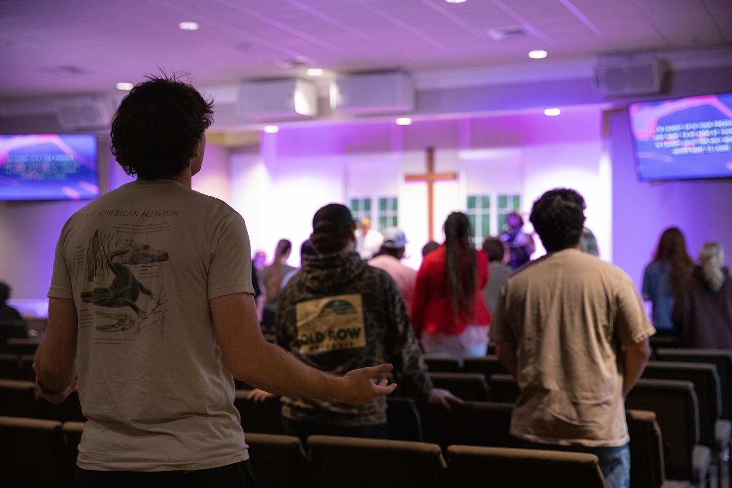 Worship and response time was so powerful last night! The Lord was so clear, and He made His presence known! As this week goes on, YA, we want you to stand firm in your faith, knowing that God is PRESENT! We can encounter the Lord whether we are in a