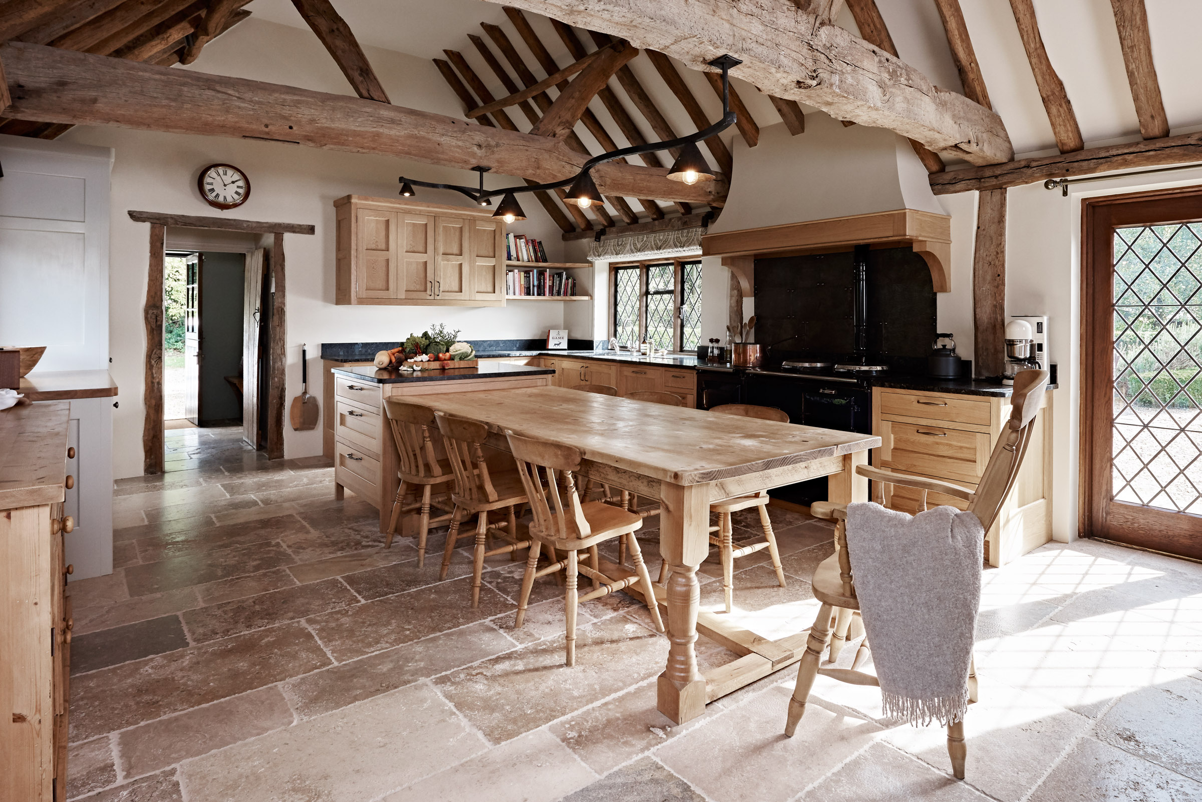 01 Figura Farmhouse.jpg