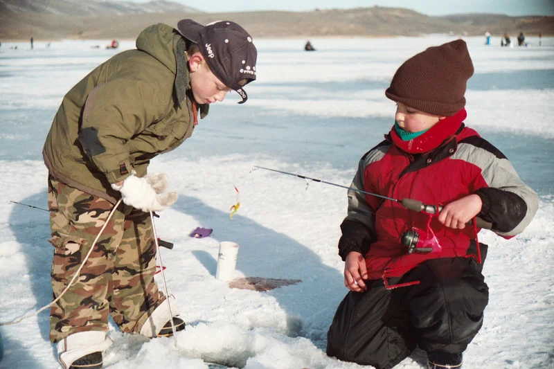icefishing.jpg