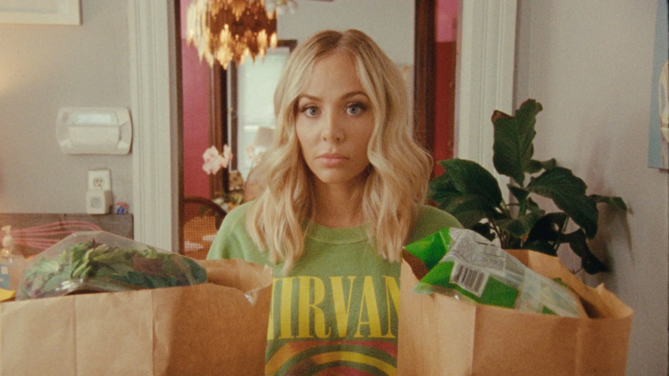 Unlonely Me - MacKenzie Porter