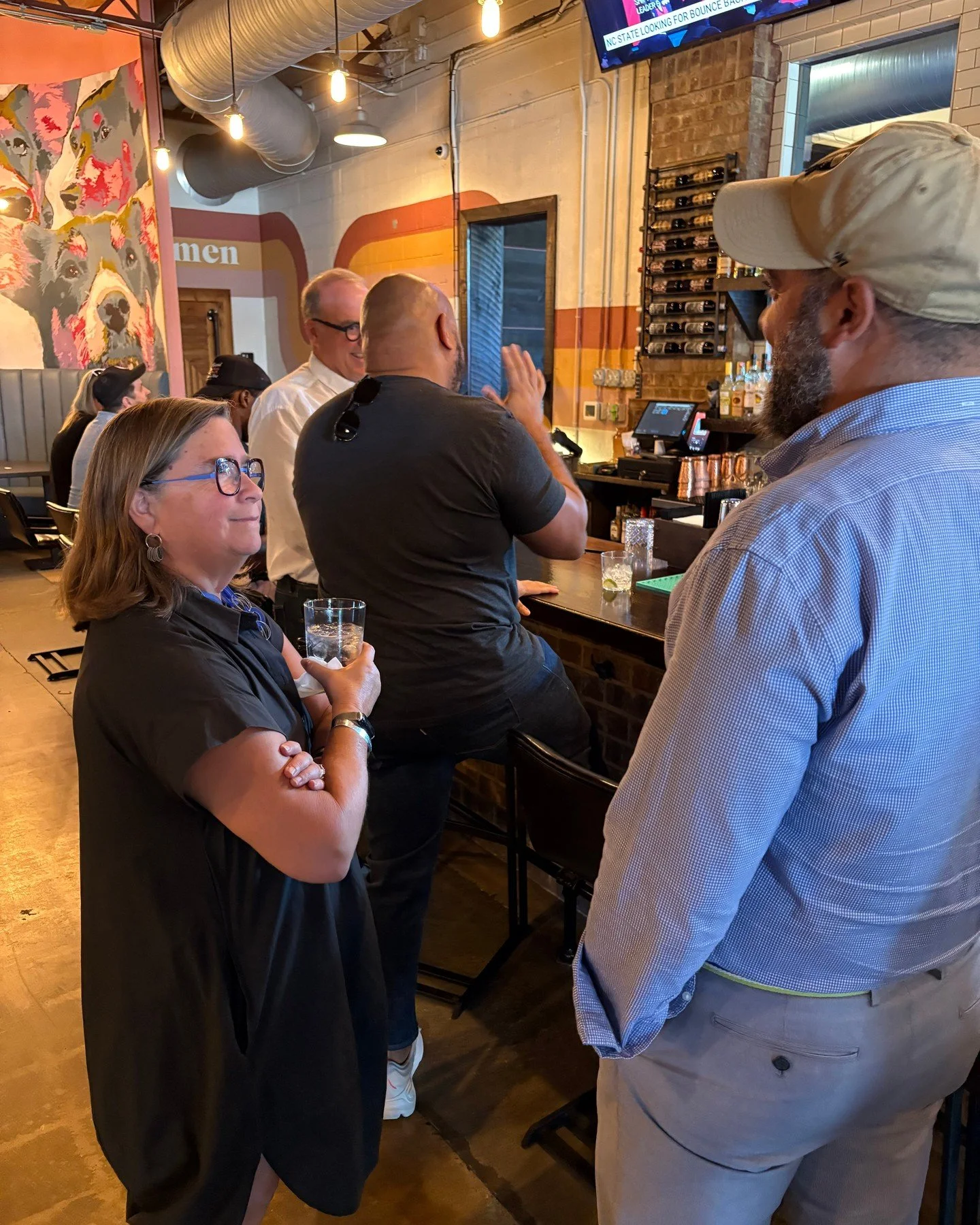 July's Happy Hour was awesome! It was a pleasure to network with all of you and catch up with other local young professionals! DID YOU MISS THE EVENT? No worries, you can RSVP now for September's Happy Hour via the link in our bio!

Make sure to foll