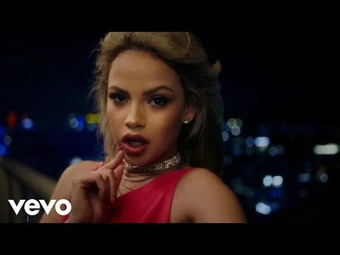 Yennis - Todo Lo Olvidamos (Official Video)