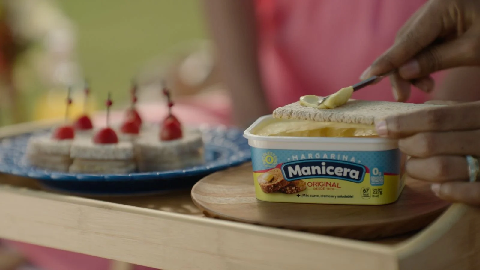 A Buen Tiempo - MARGARINA MANICERA