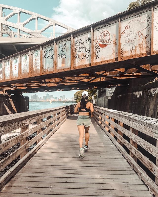 This weekend was spent running all the miles, and eating all the carbs 👌👌