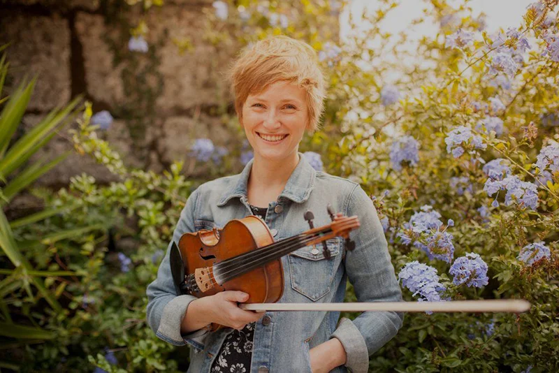 Scottish-style Fiddler, Katie McNally