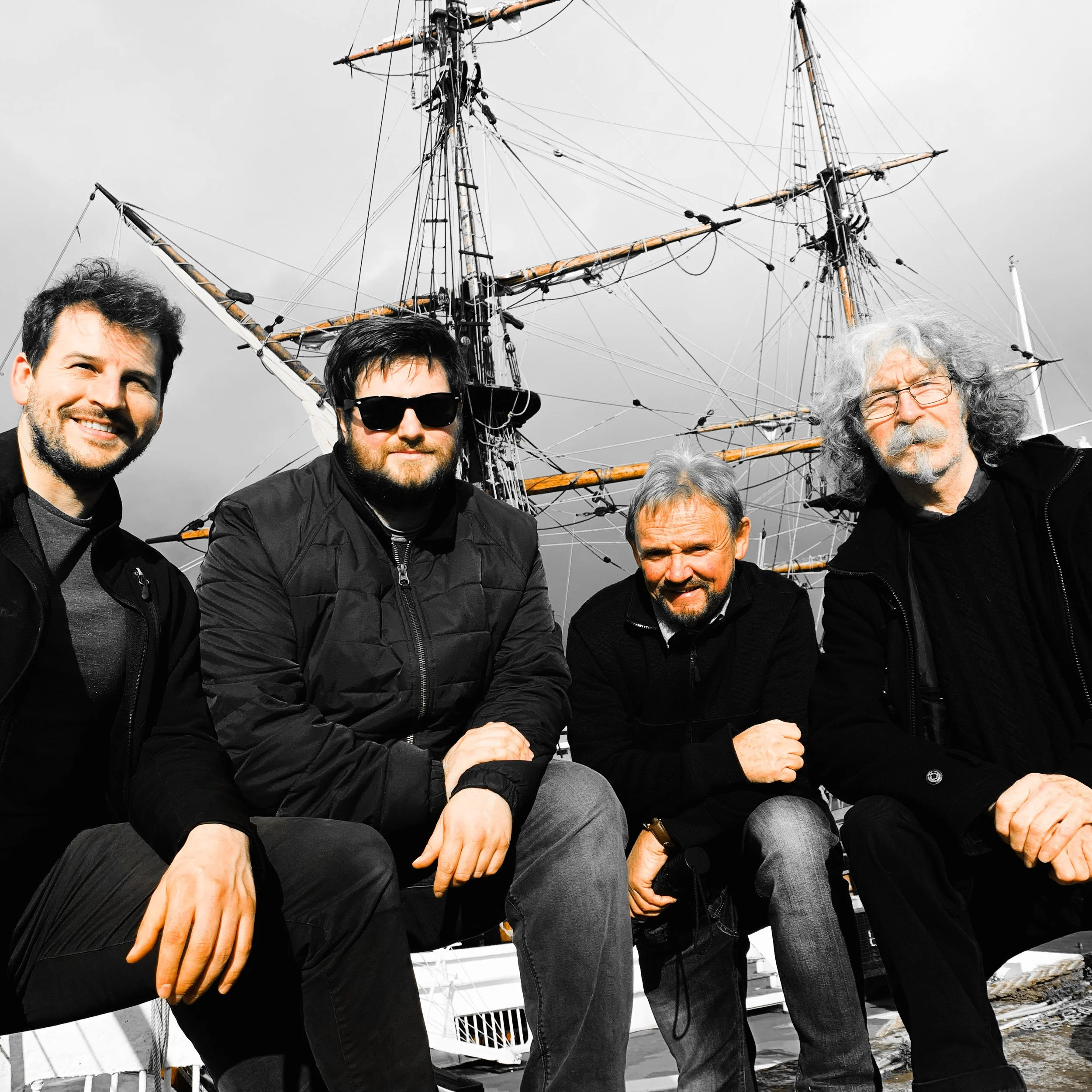 THE TANNAHILL WEAVERS