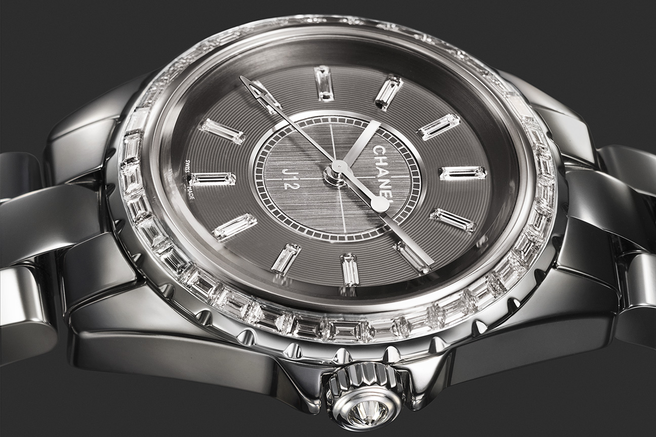 chanel j12