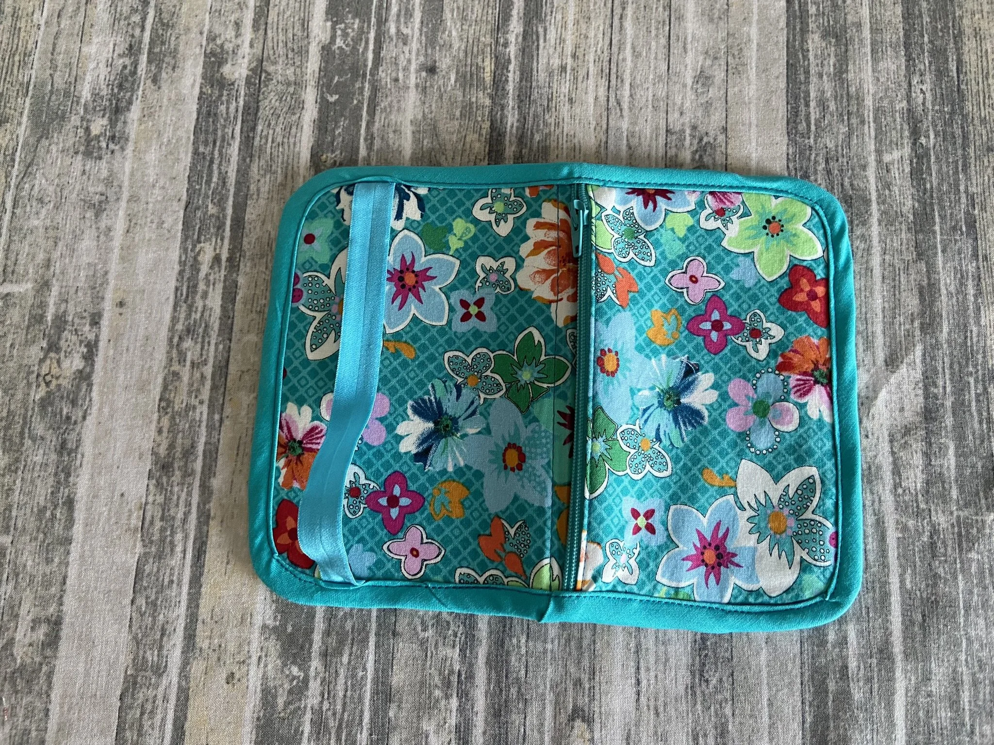 Field Notes Turquoise Flowers (1).JPEG