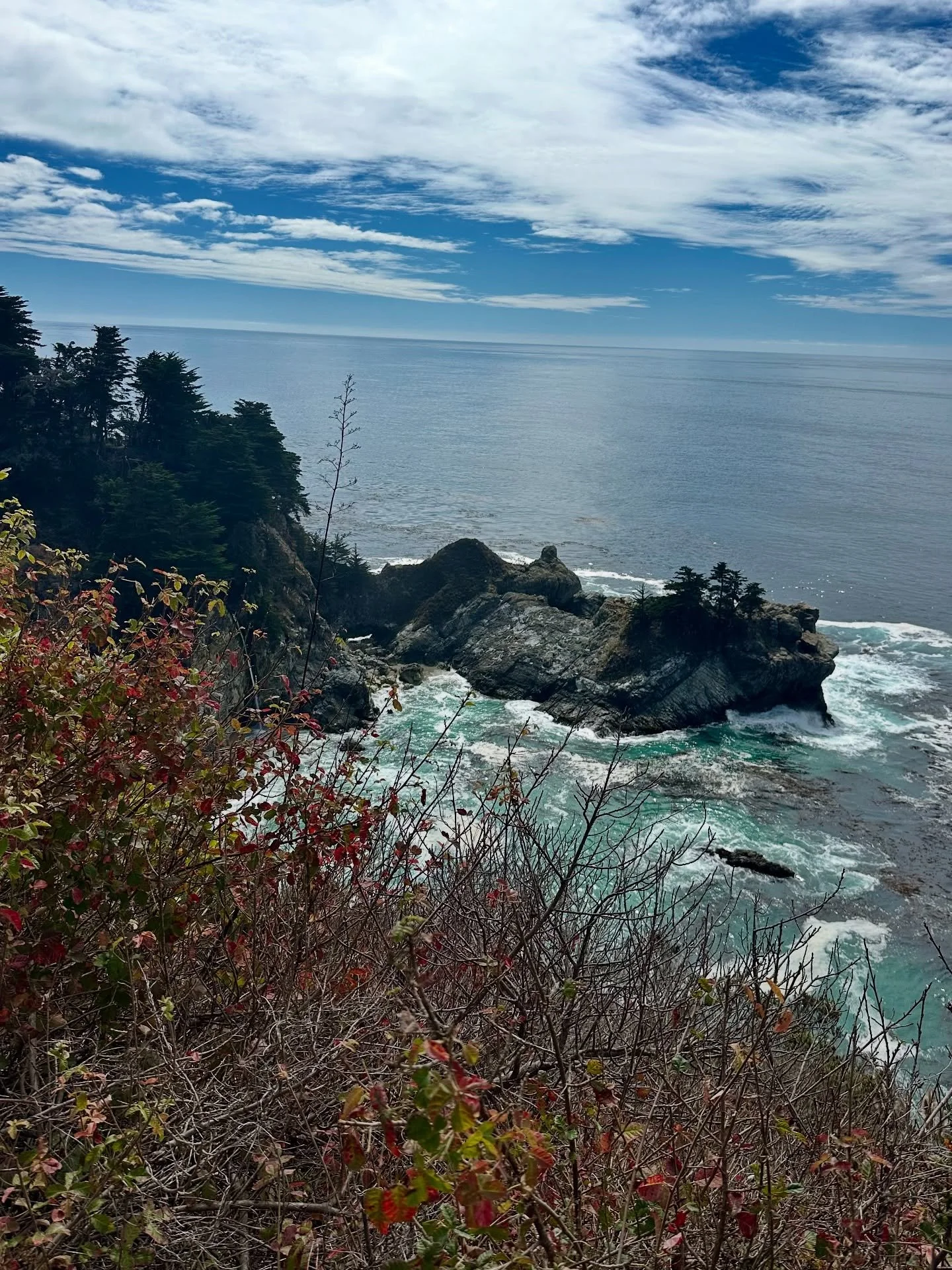 Working here remotely all week, and loving my end of day adventures. Today, a drive to Big Sur. ⛰️🌊

#bigsur
