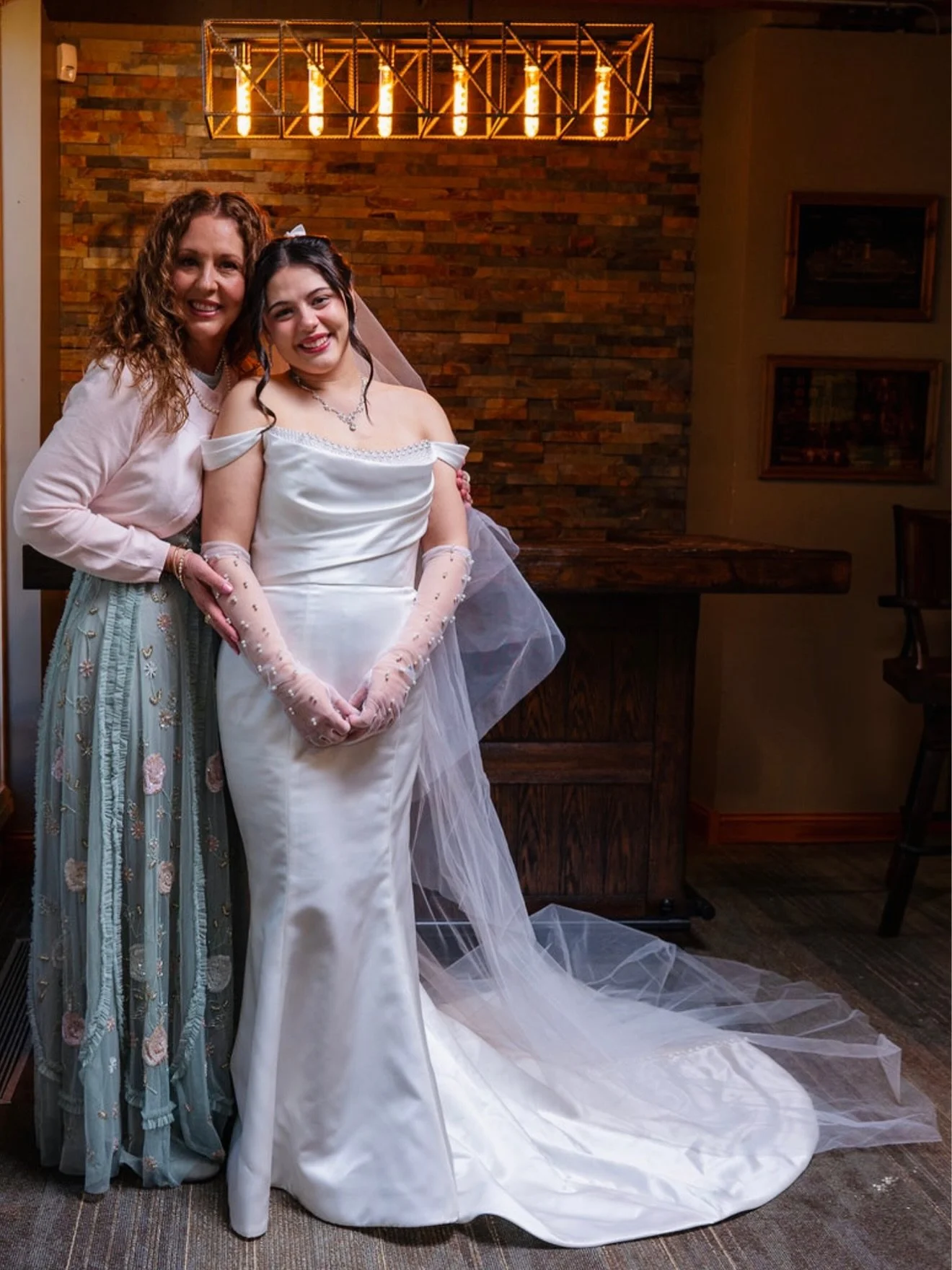 A few wedding pictures from Laurel&rsquo;s wedding a few weeks ago ❤️