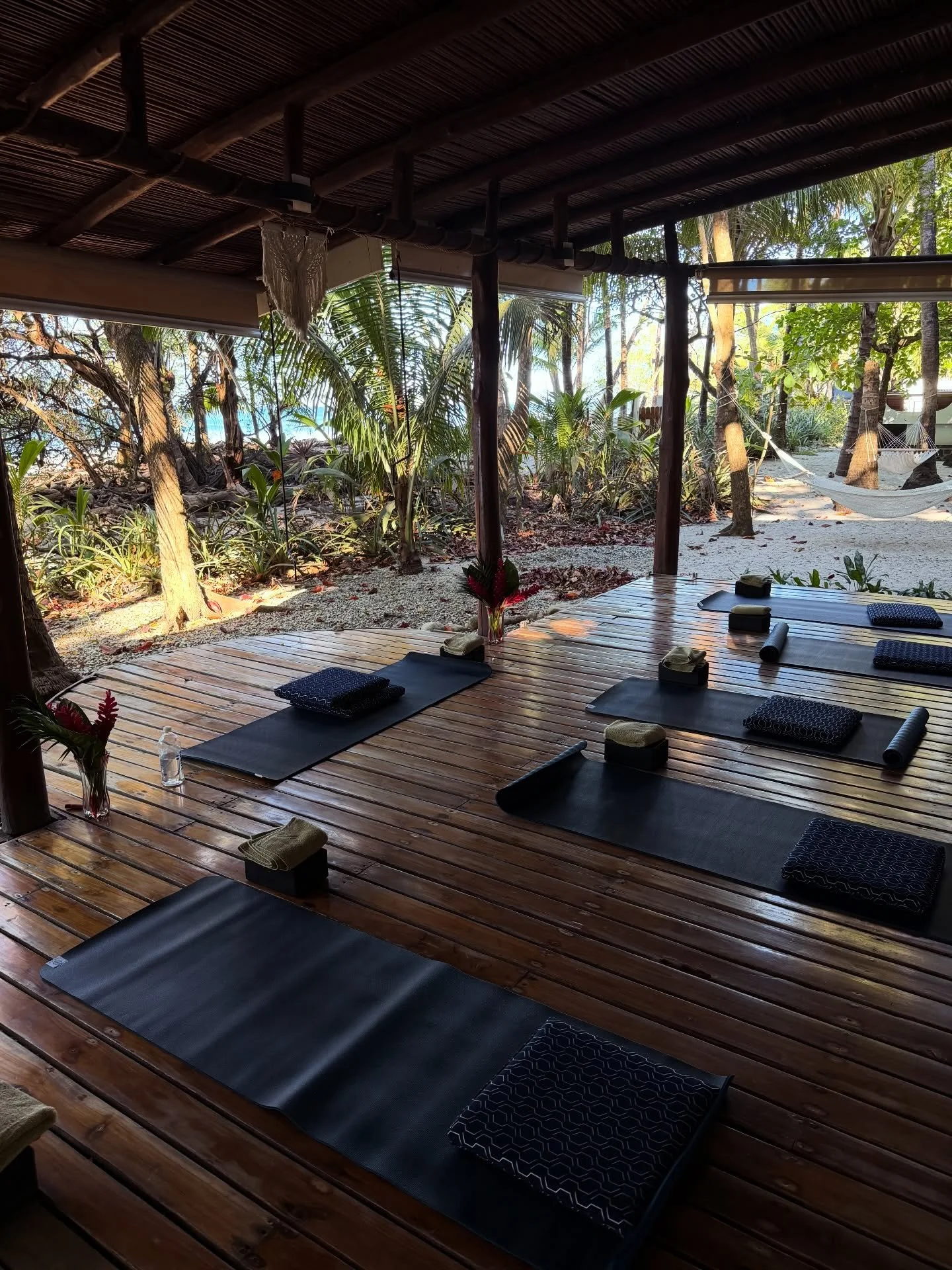 Morning practice in Costa Rica. 🌊🌴