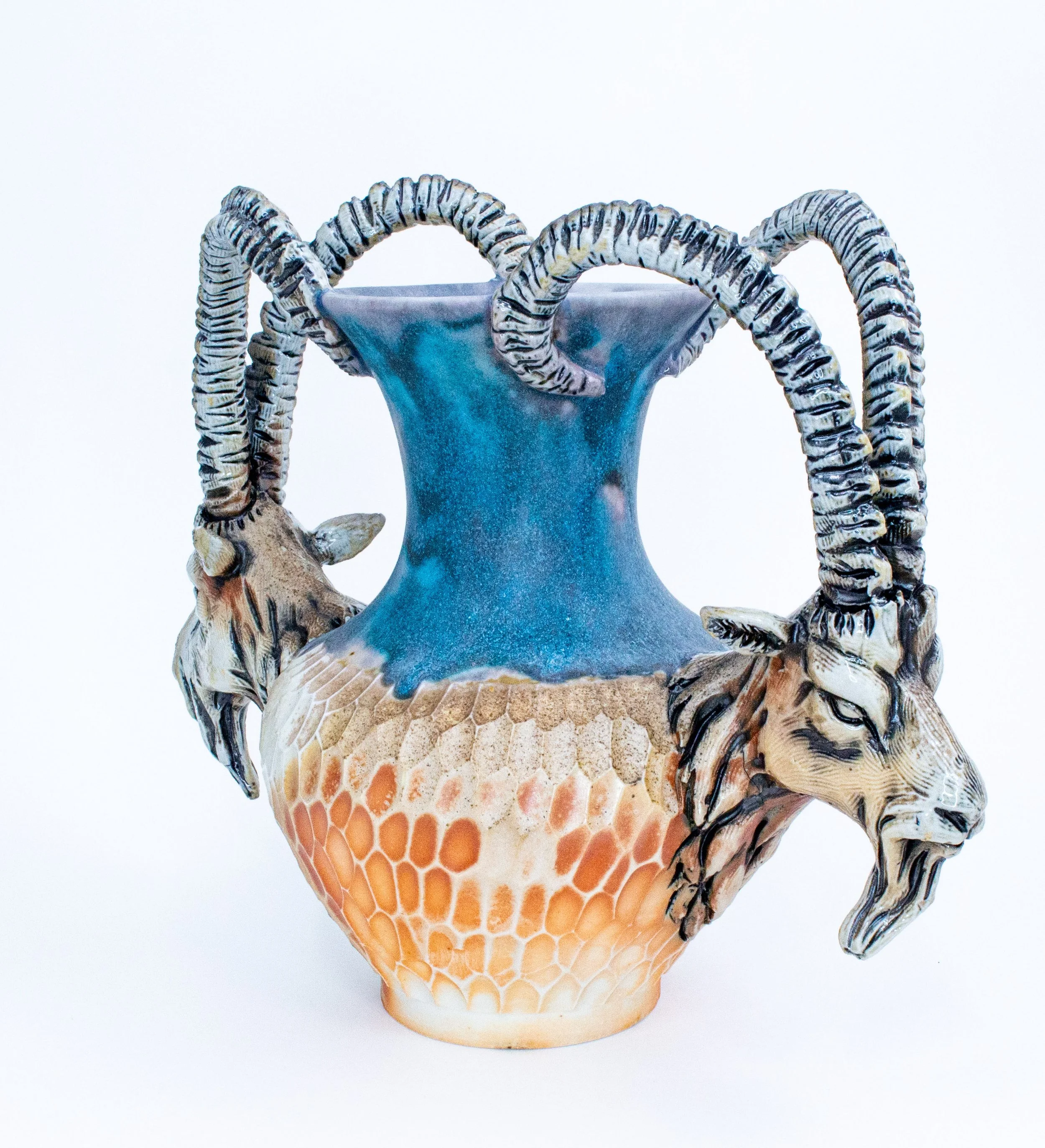 blue goat vase58.jpg
