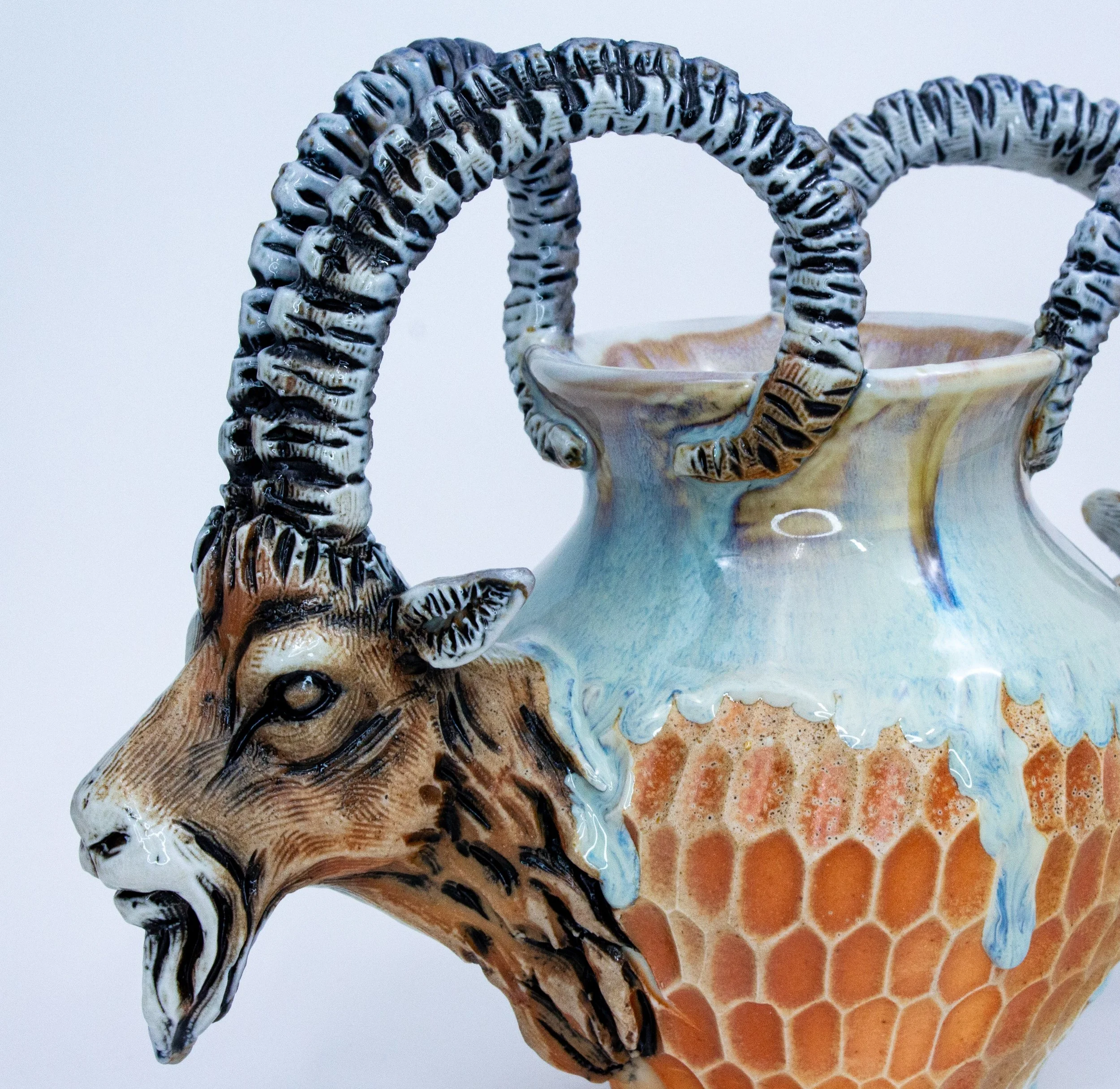 goat vase -off white87.jpg