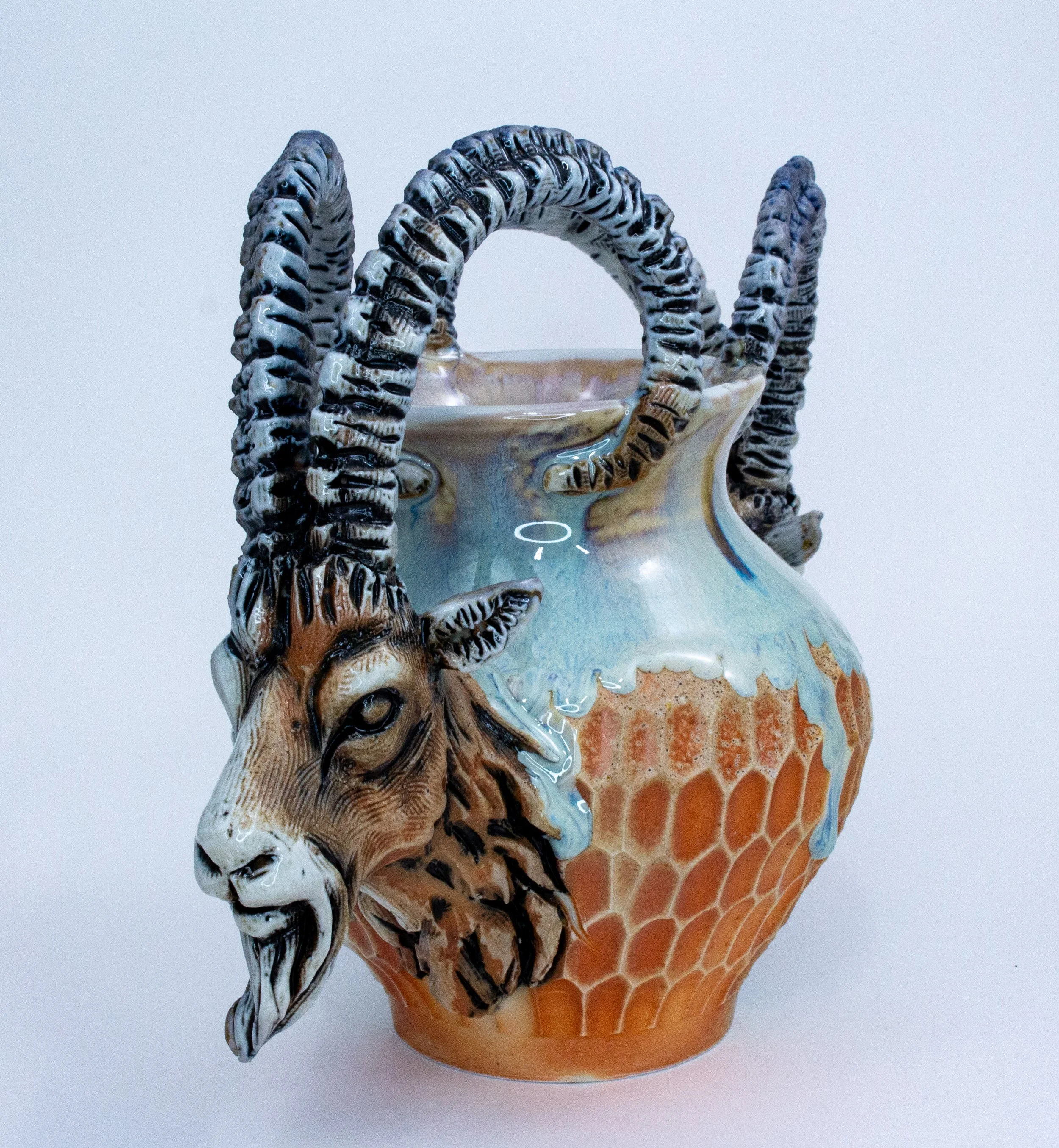 goat vase -off white86.jpg