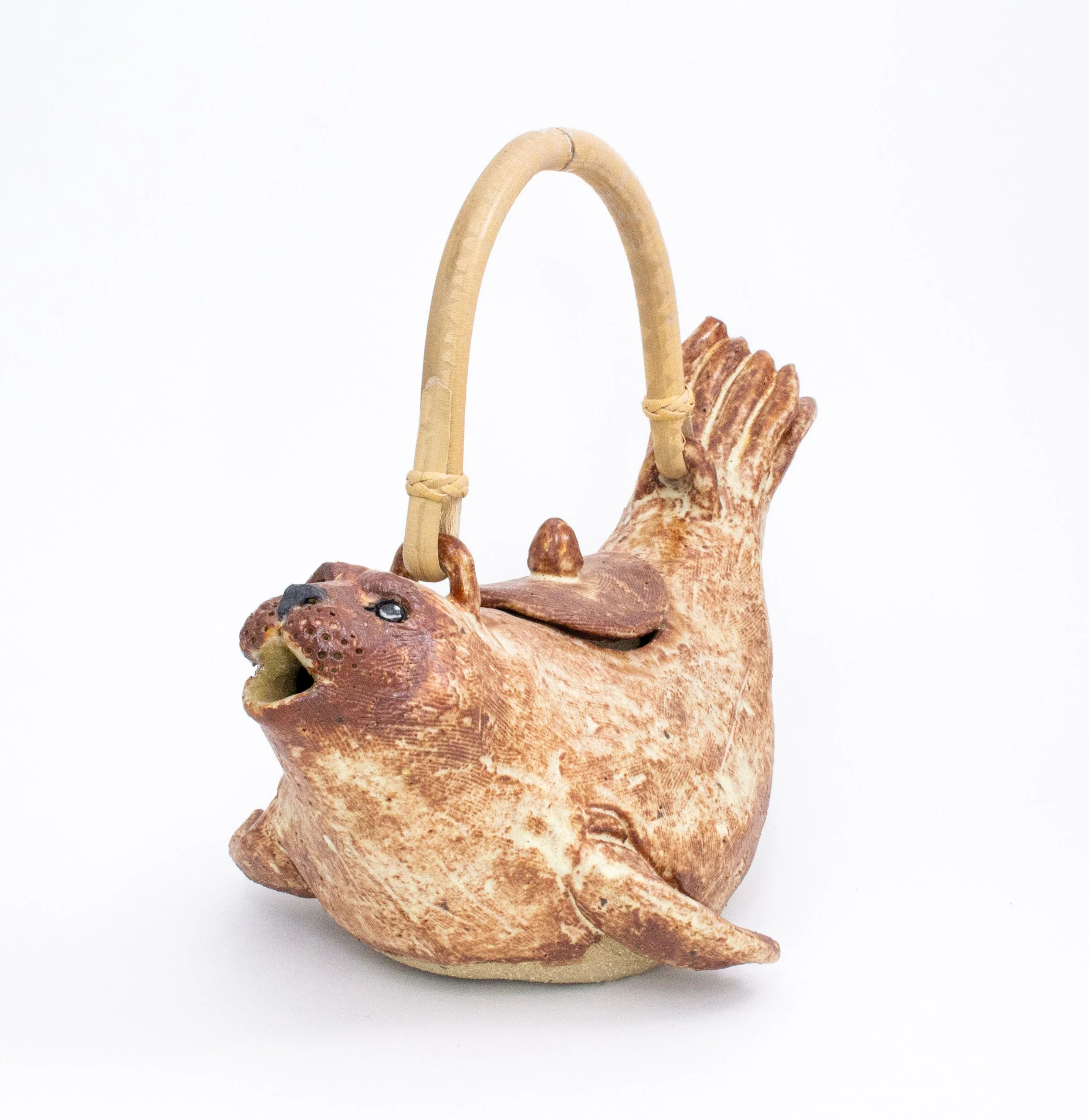 seal teapot66.jpg