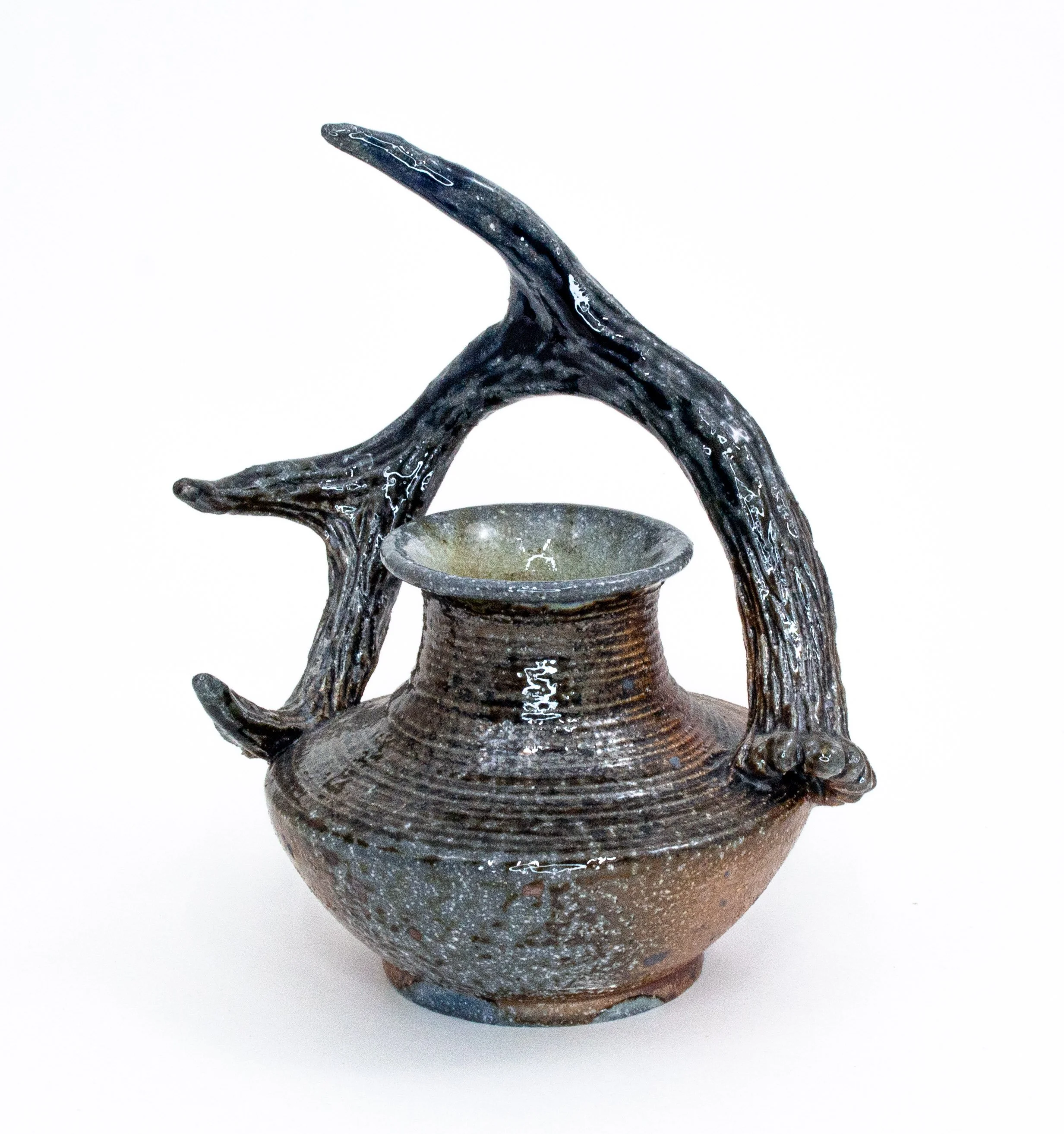 tiny single antler vase43.jpg